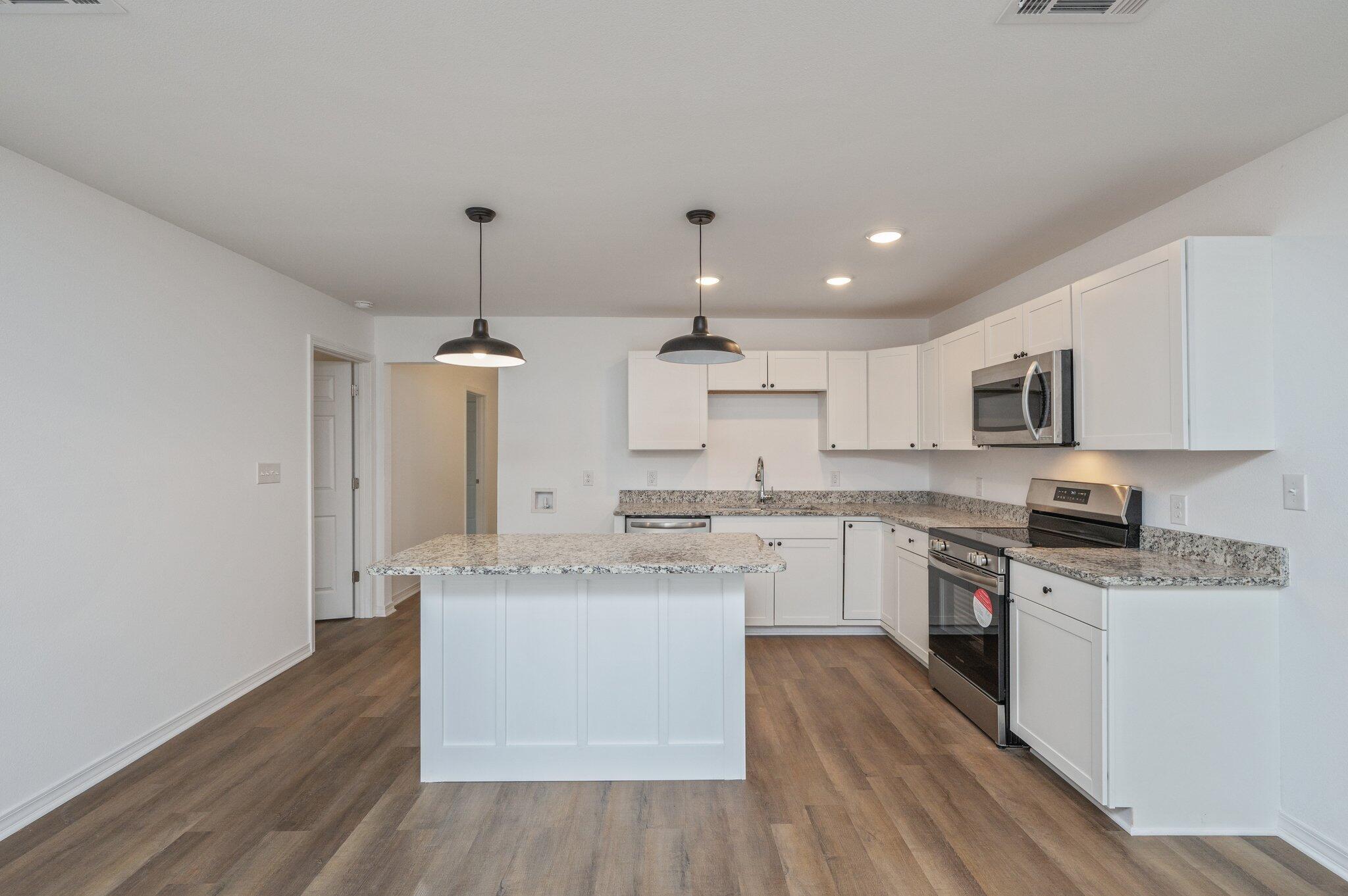 DORIS ALENE - Residential