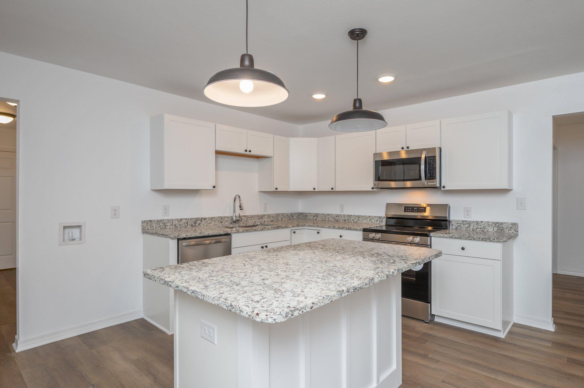 DORIS ALENE - Residential