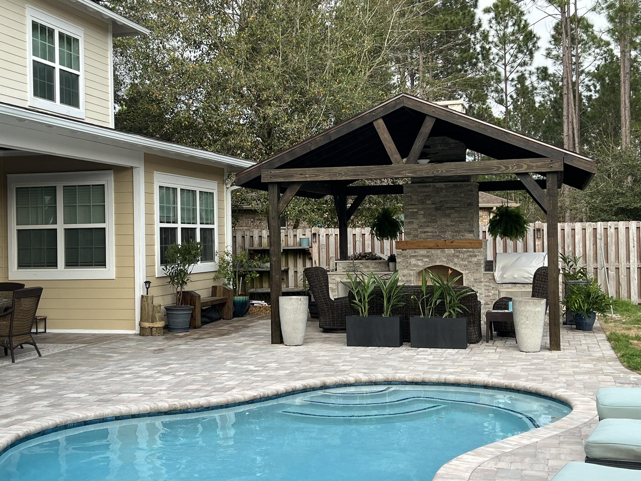 HAMMOCK BAY - Residential