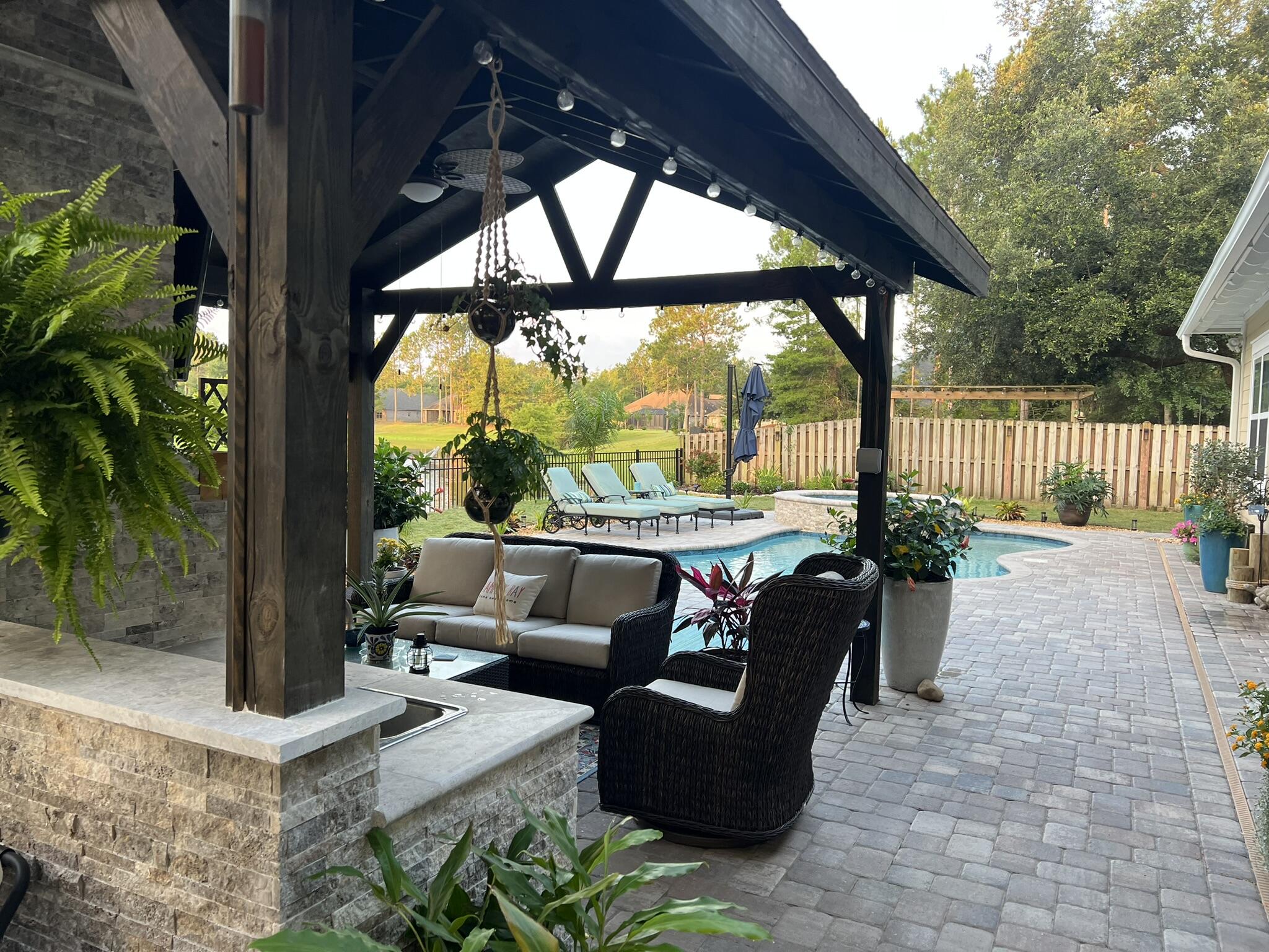 HAMMOCK BAY - Residential