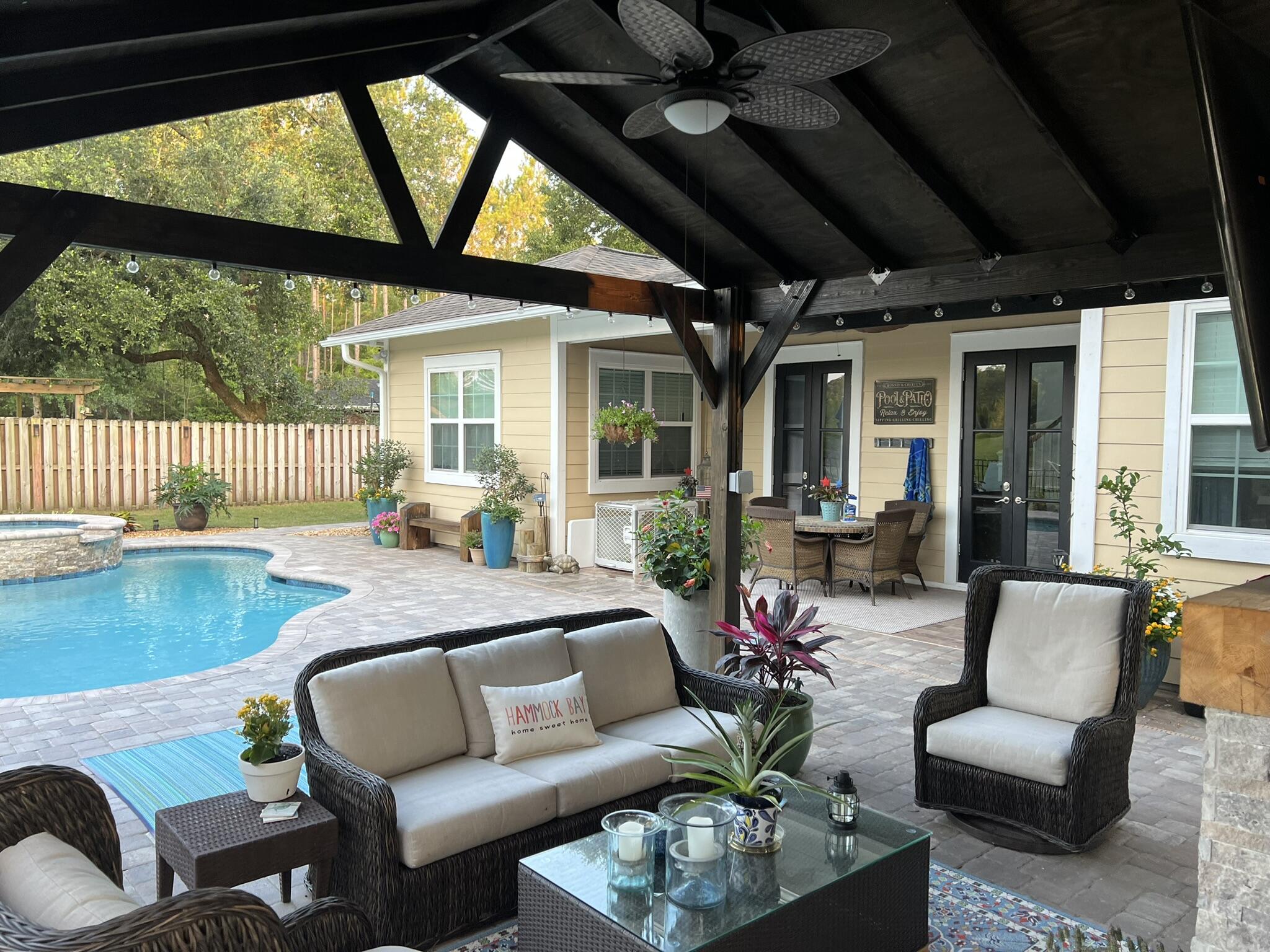 HAMMOCK BAY - Residential