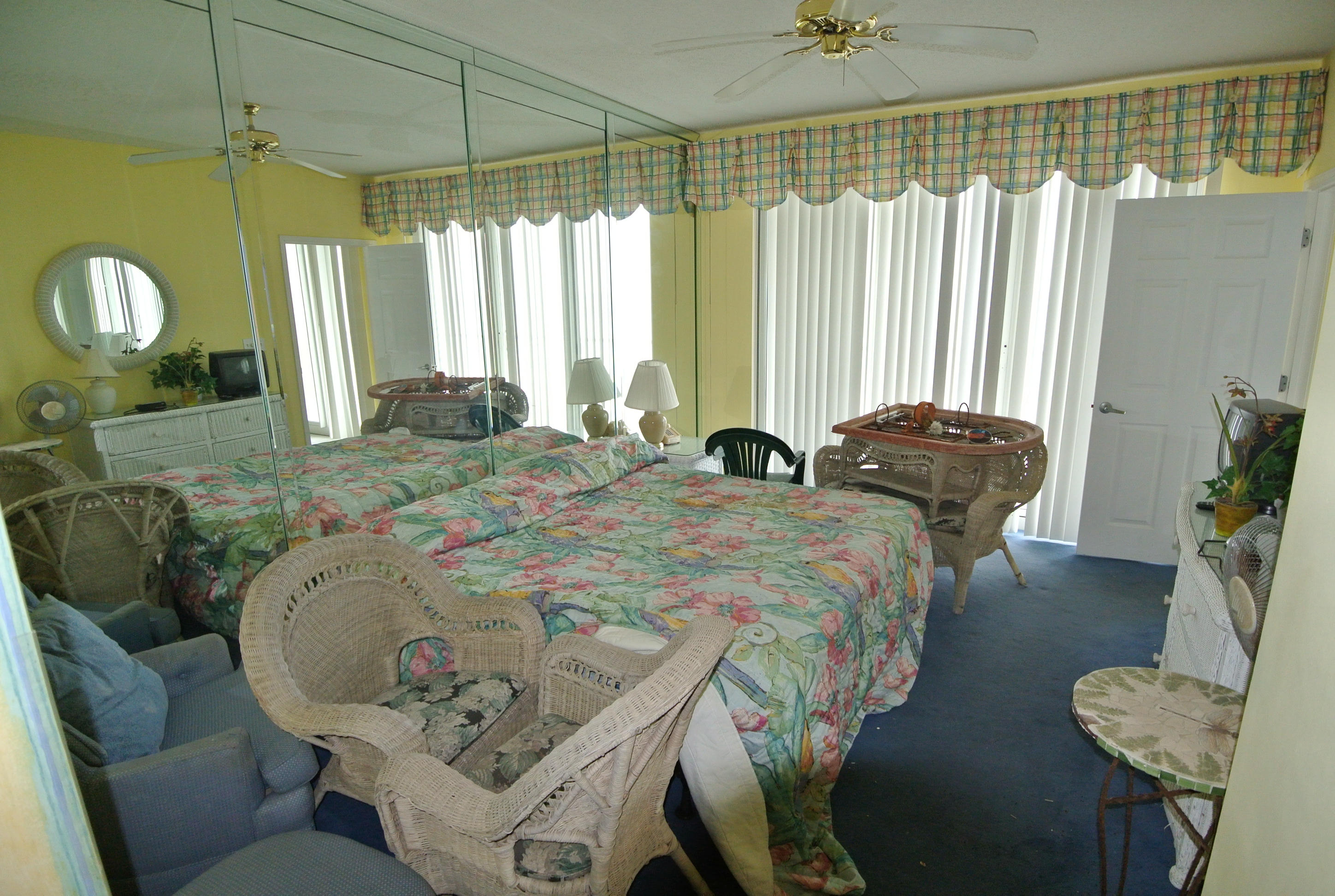 STERLING SANDS CONDO - Residential