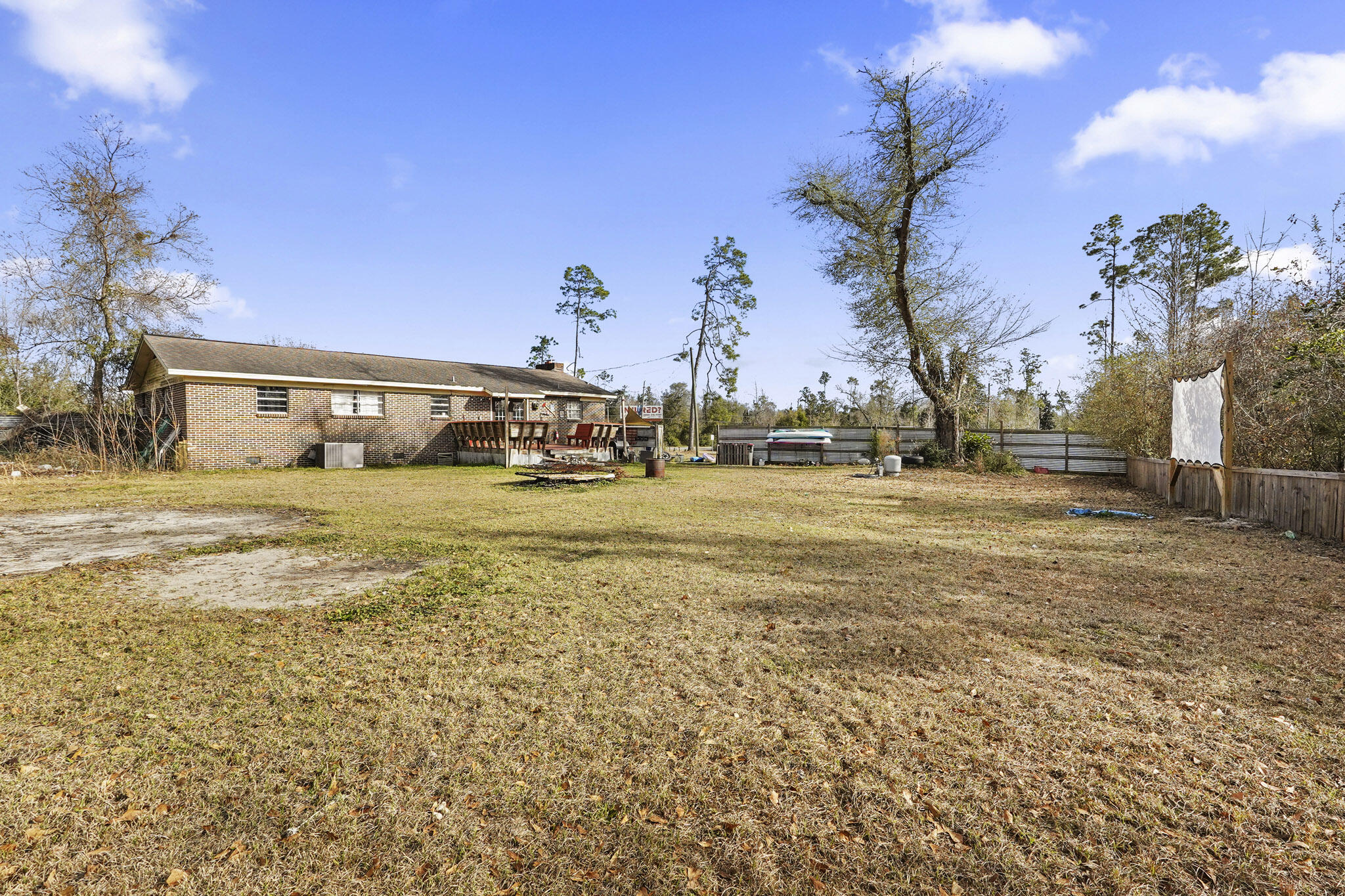 NO RECORDED SUBDIVISION - Residential