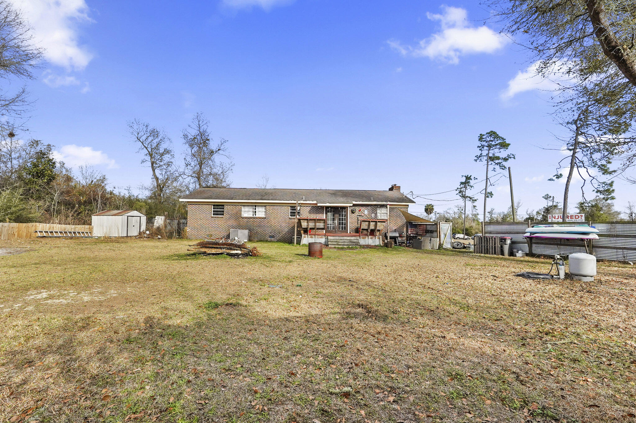 NO RECORDED SUBDIVISION - Residential