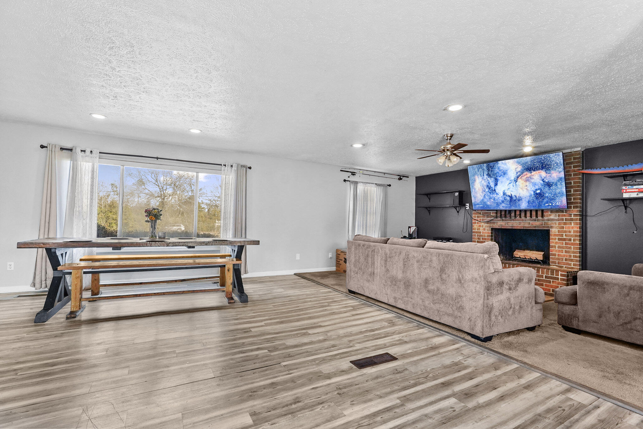 NO RECORDED SUBDIVISION - Residential