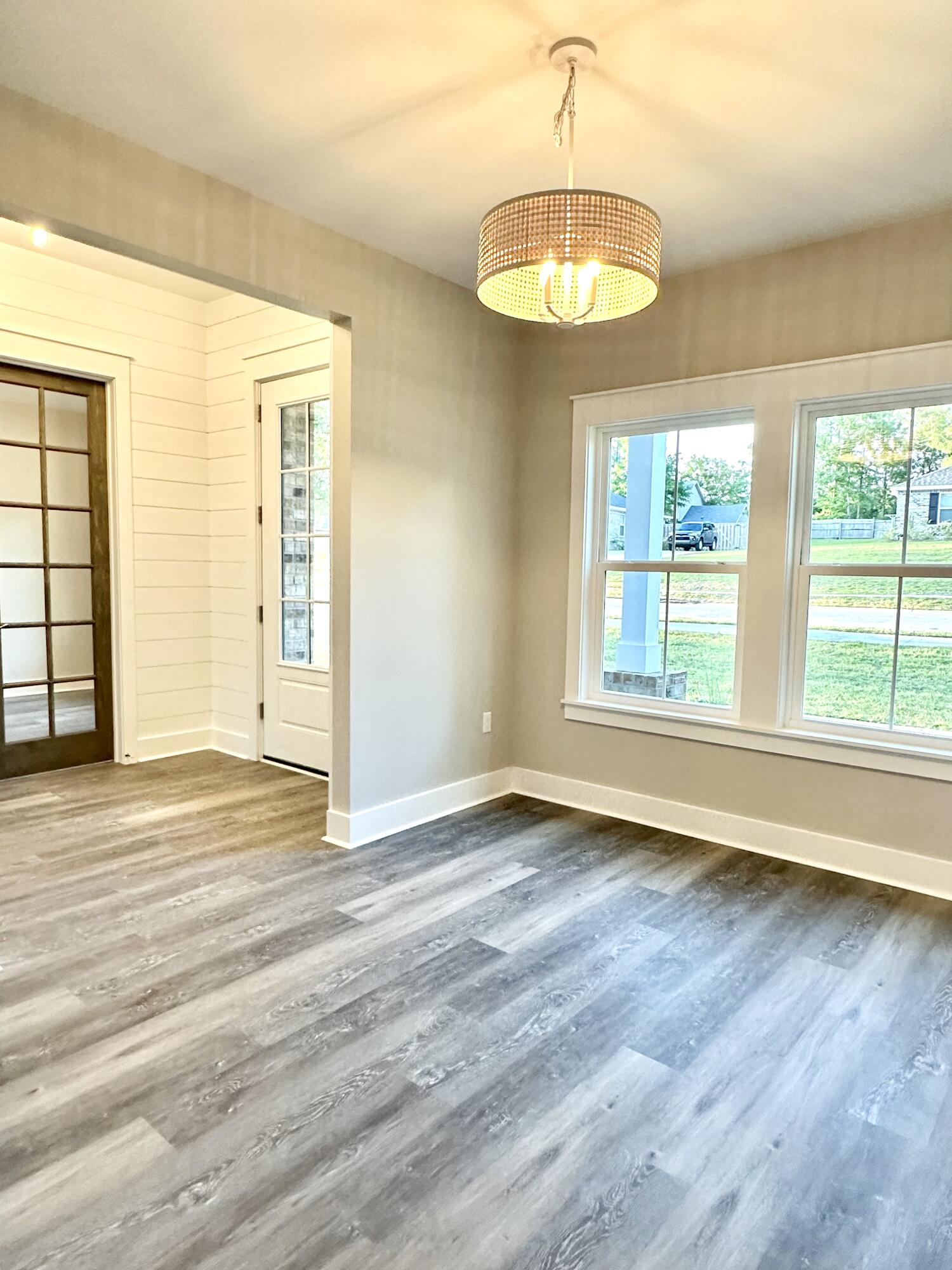 LAKE ARTHUR ESTATES - Residential