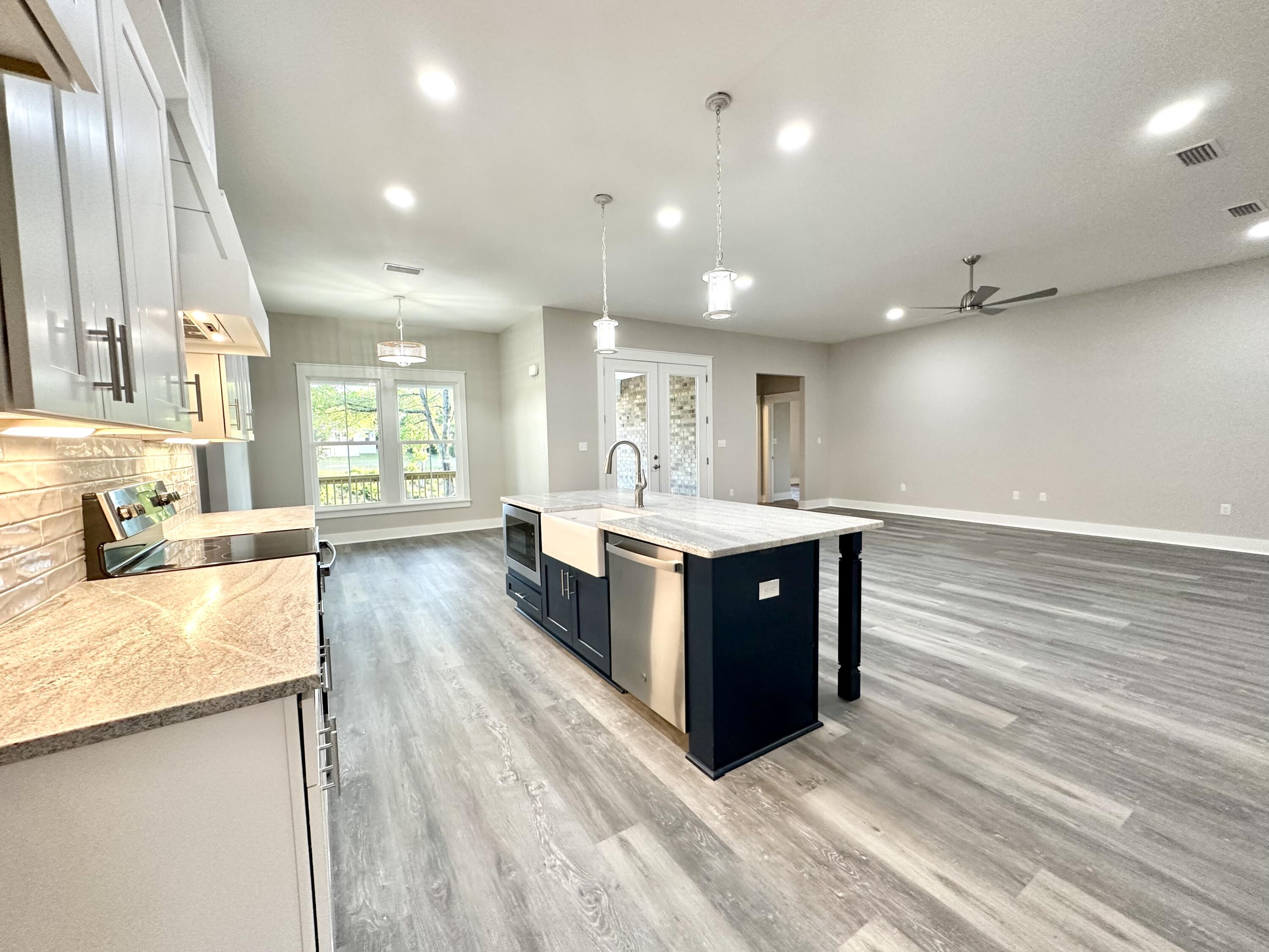 LAKE ARTHUR ESTATES - Residential