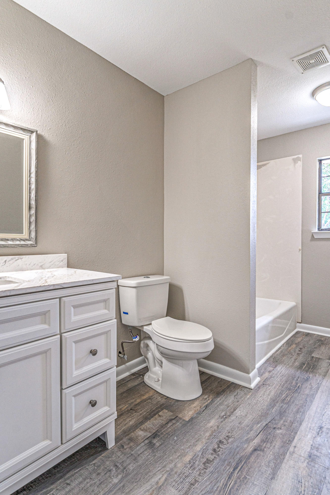 RAINTREE ESTATES - Residential