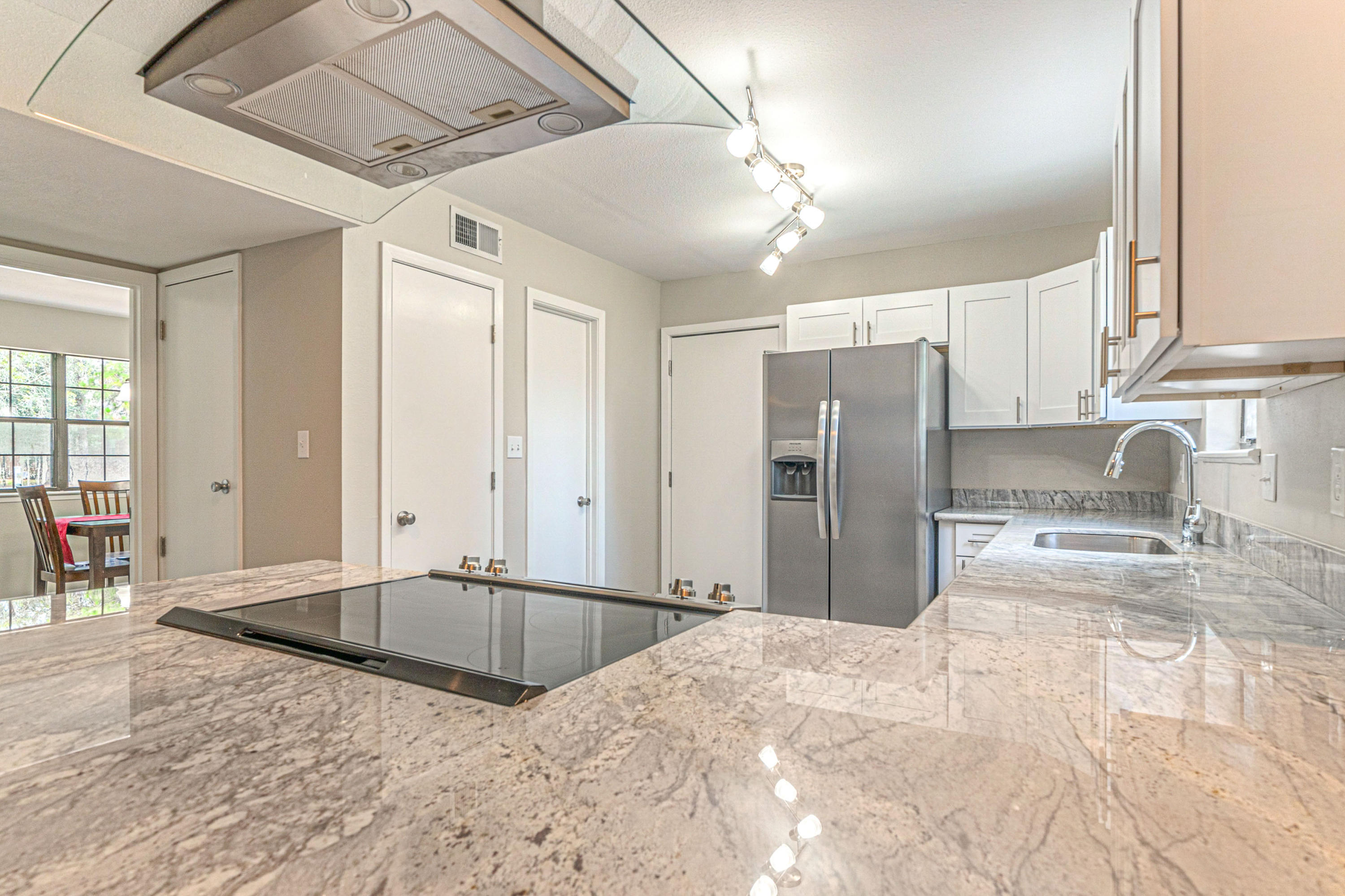 RAINTREE ESTATES - Residential