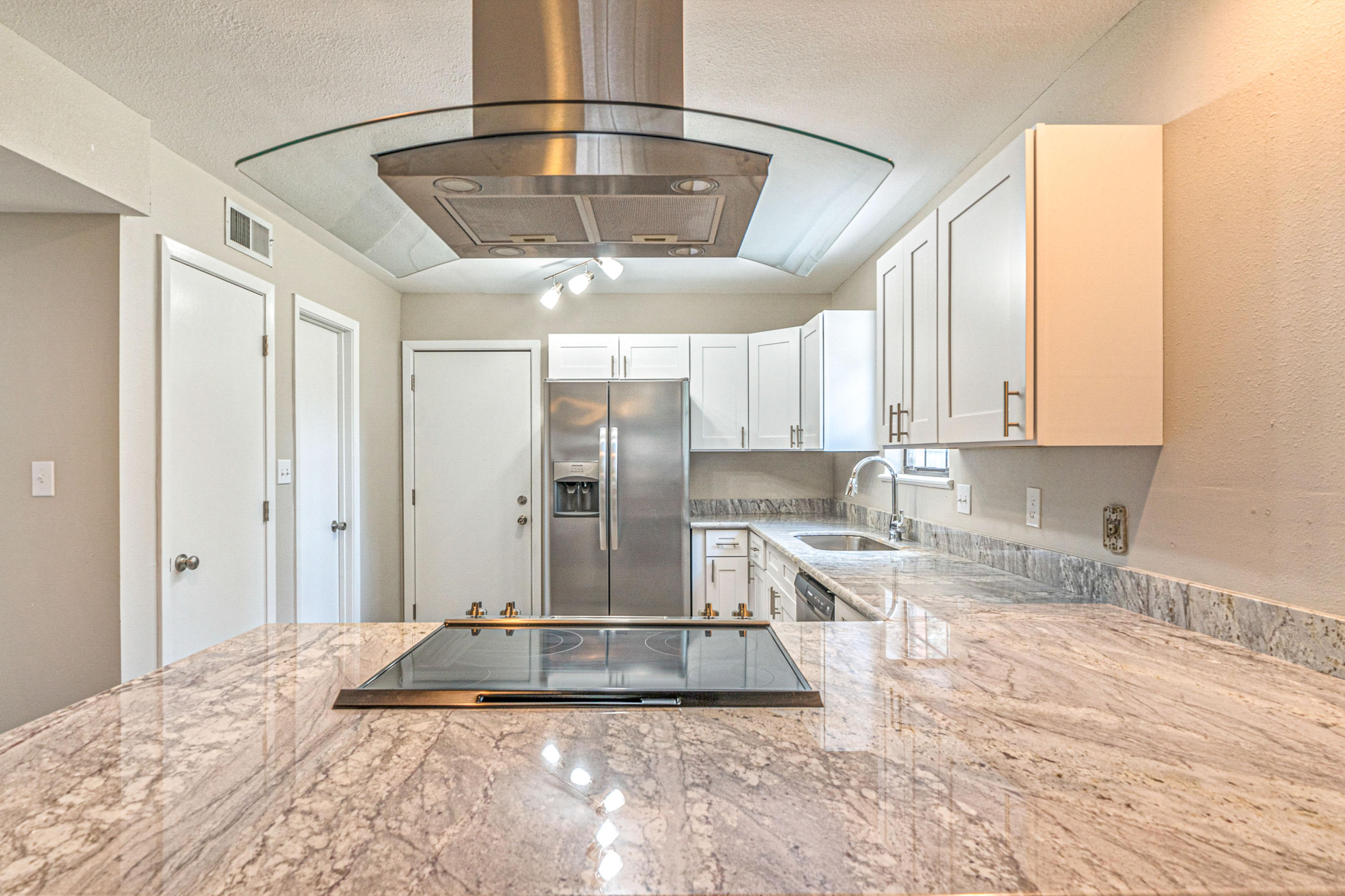 RAINTREE ESTATES - Residential