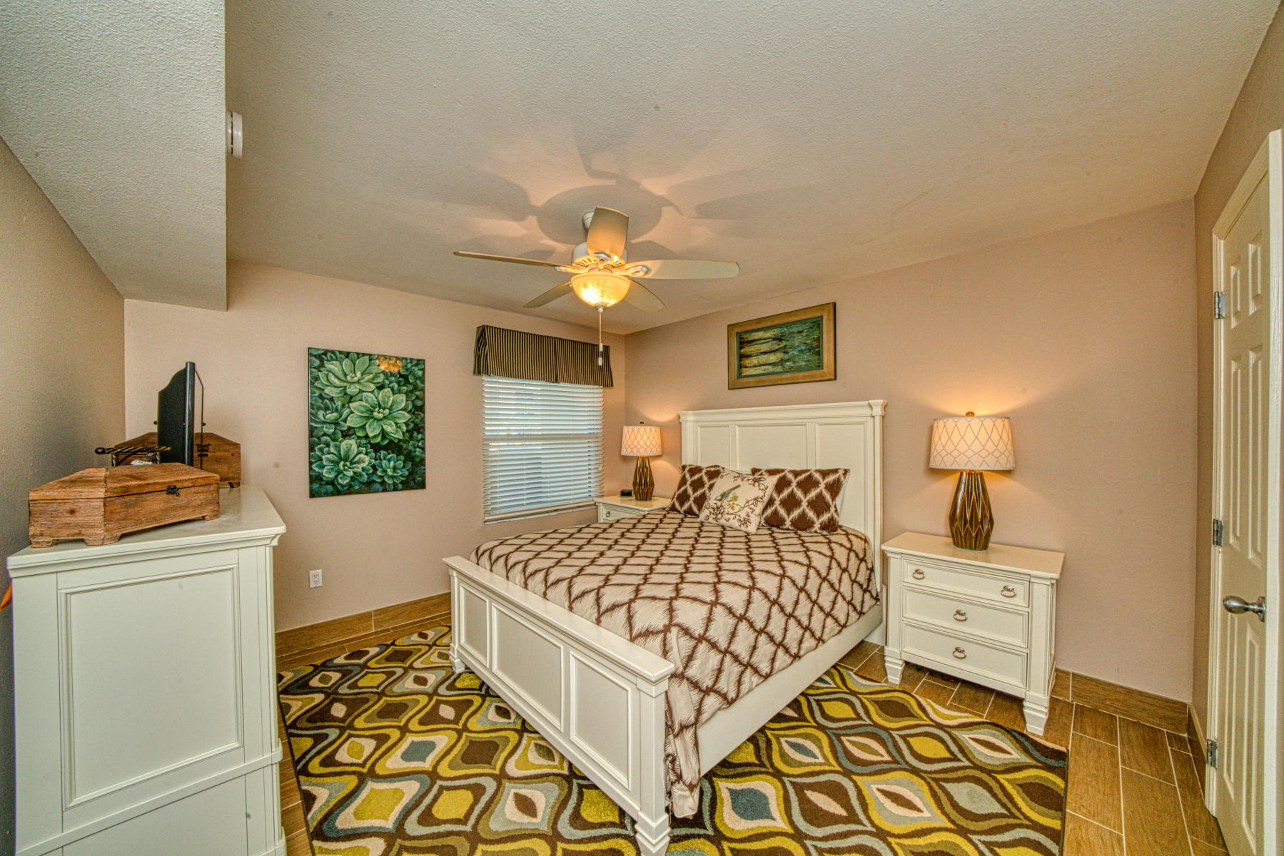 SUMMERLIN CONDO - Residential