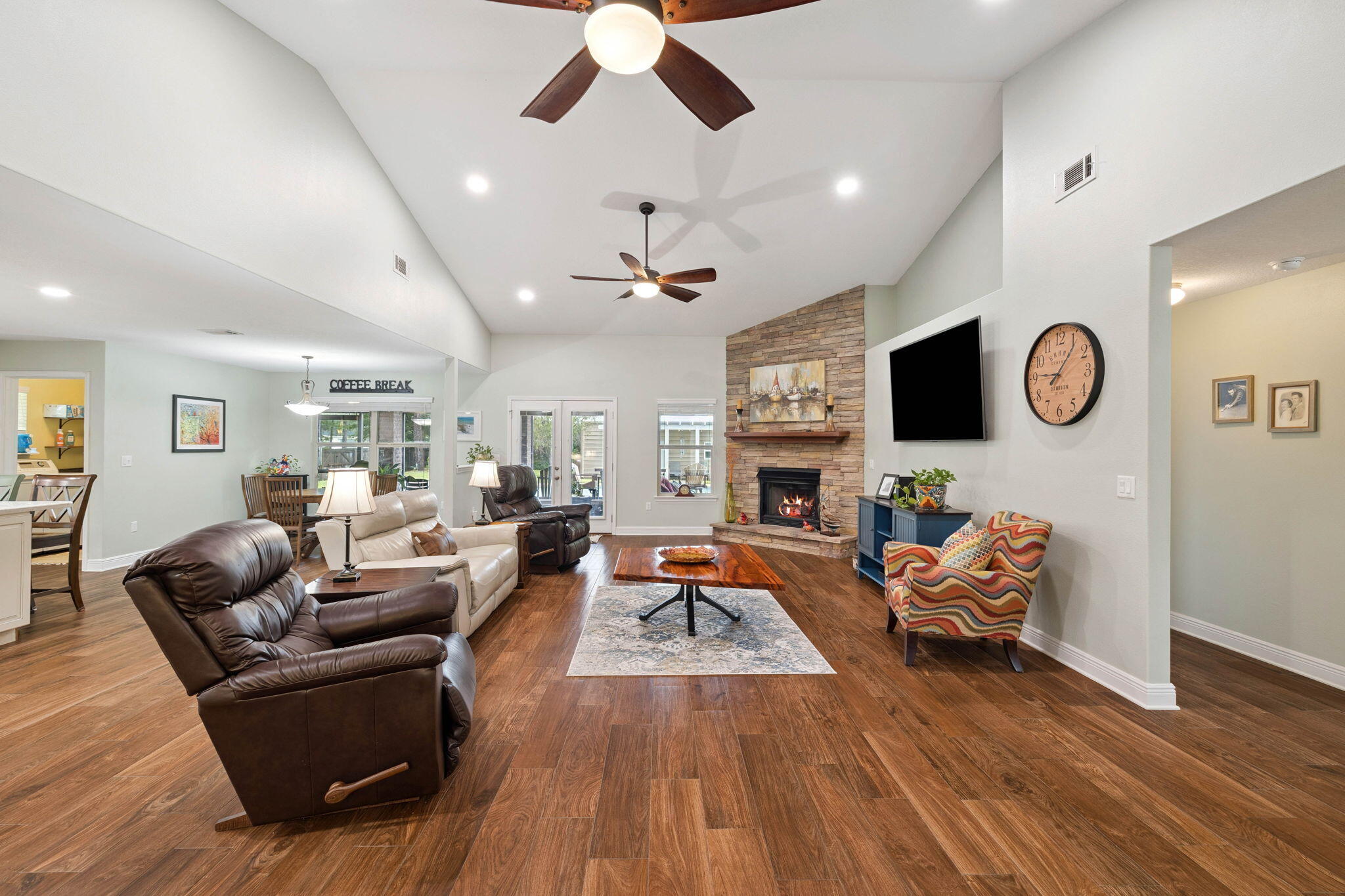 HOLLEY BY THE SEA - Residential