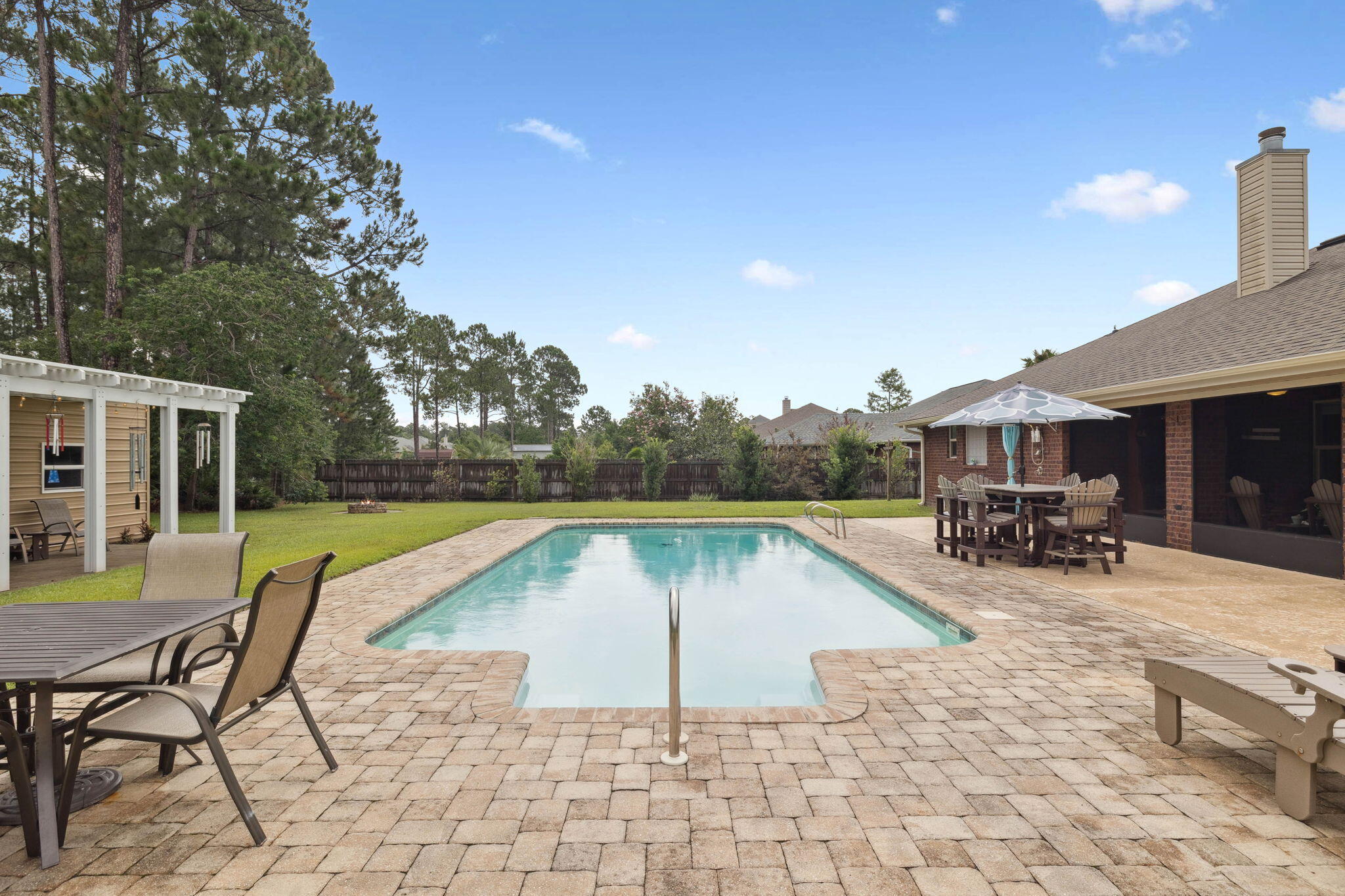 HOLLEY BY THE SEA - Residential
