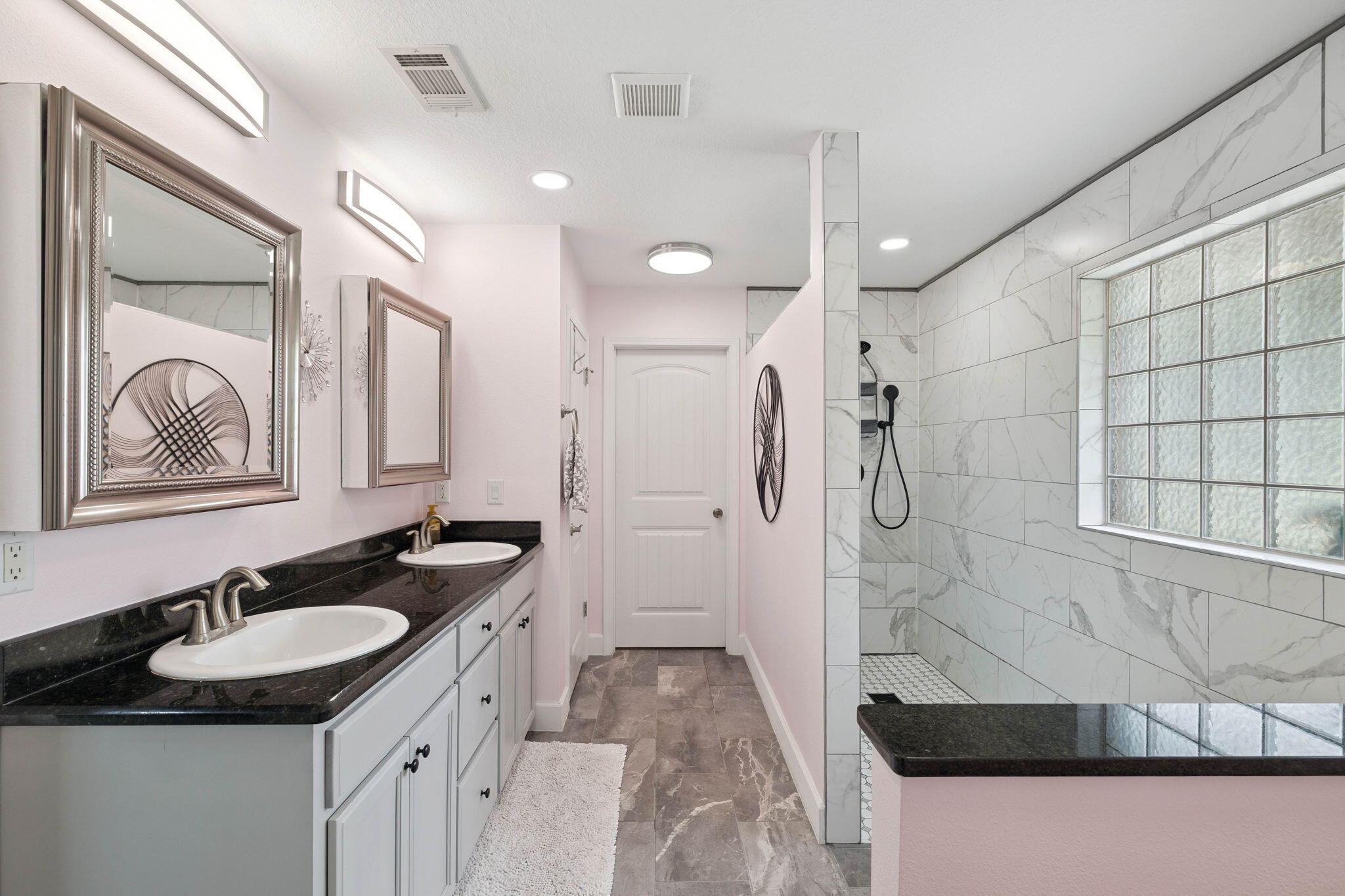 HOLLEY BY THE SEA - Residential