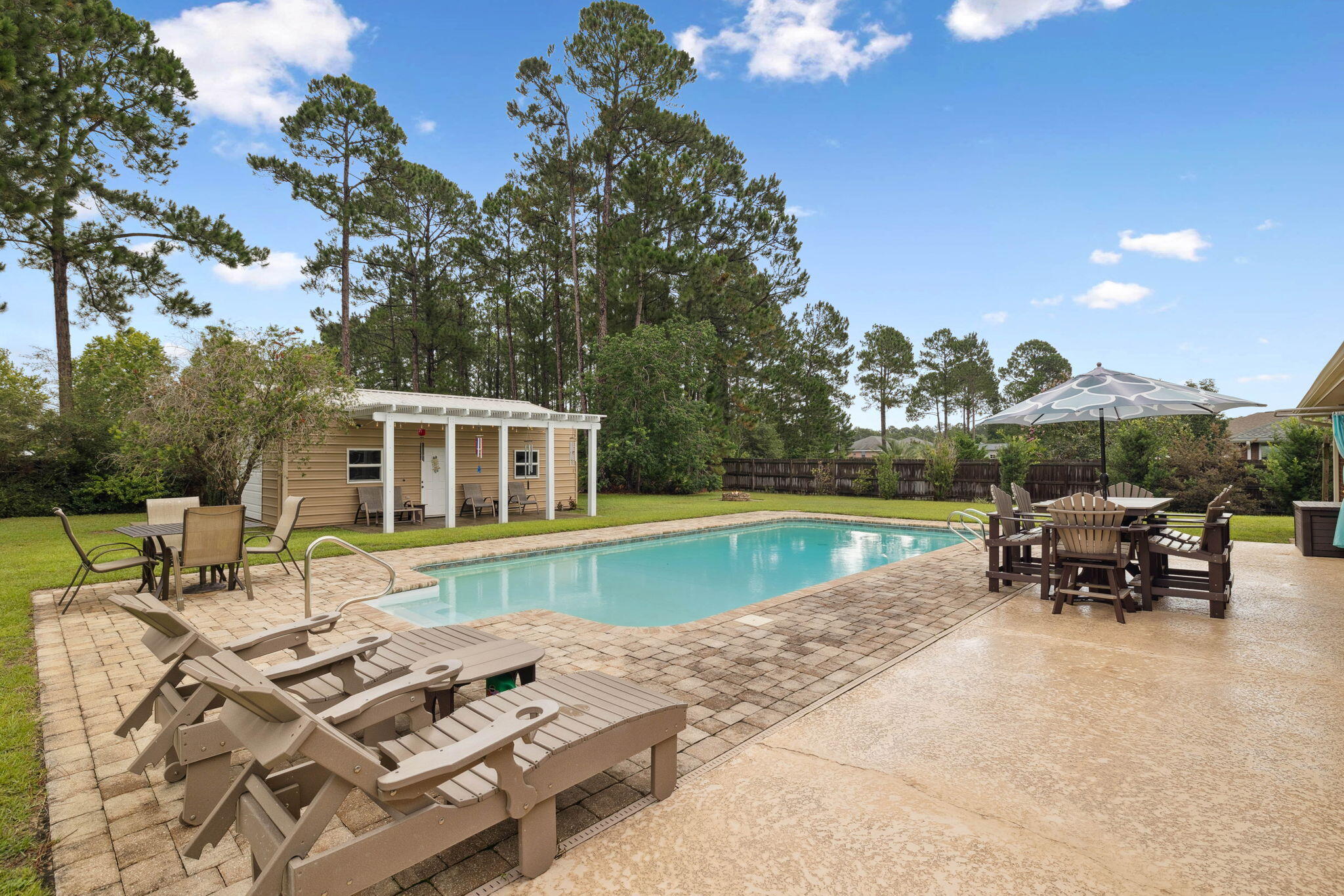 HOLLEY BY THE SEA - Residential