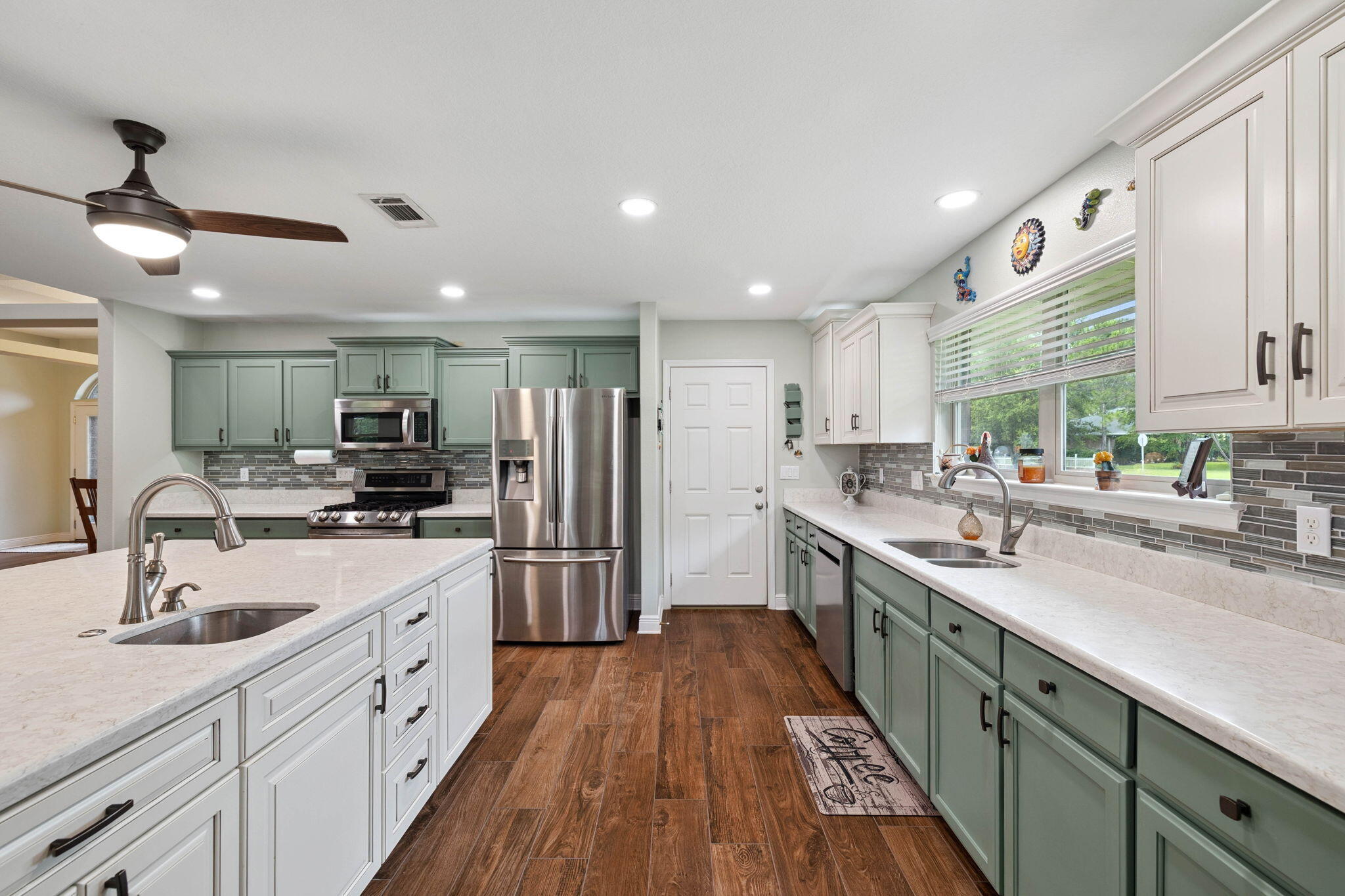 HOLLEY BY THE SEA - Residential