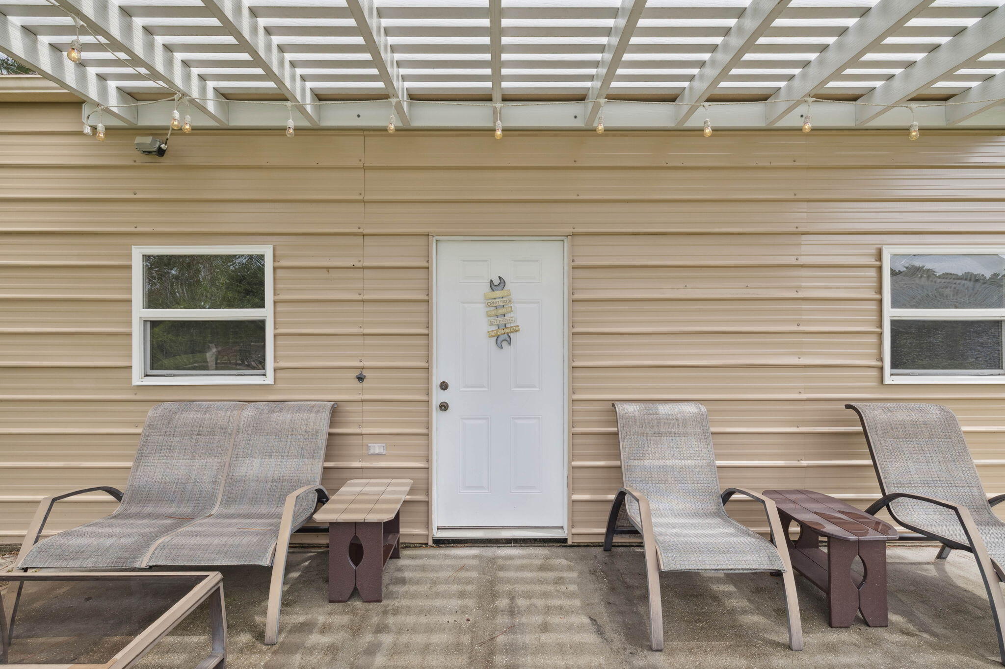 HOLLEY BY THE SEA - Residential