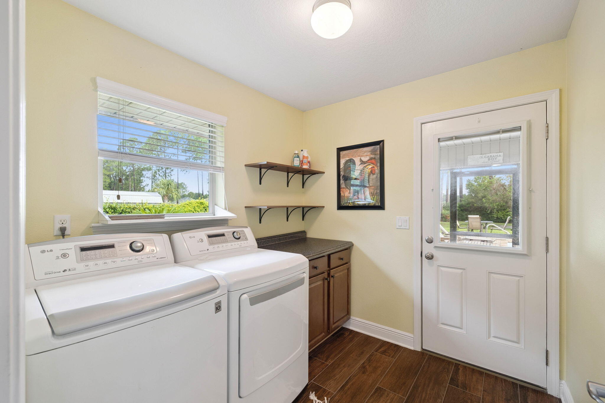 HOLLEY BY THE SEA - Residential