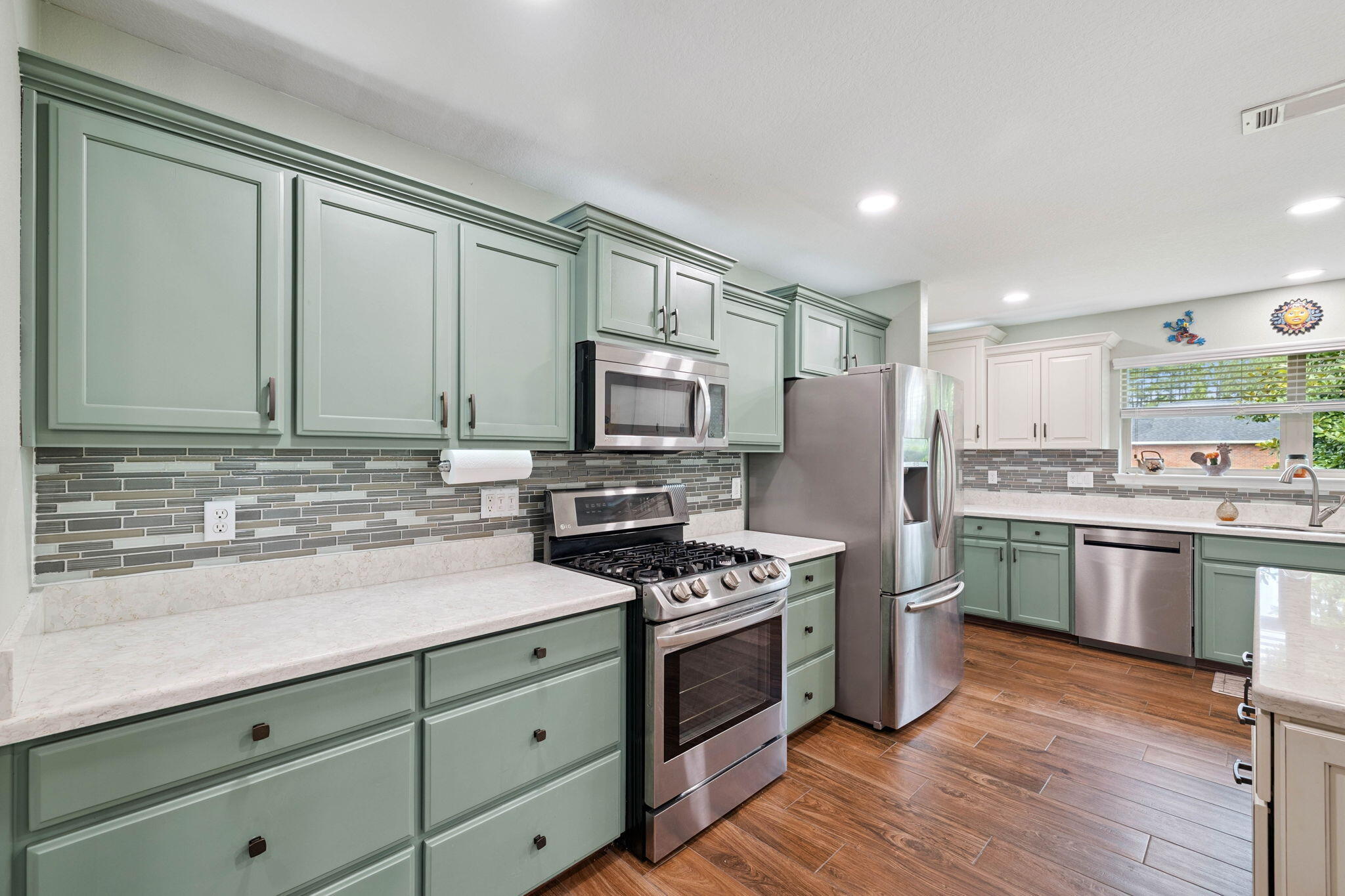 HOLLEY BY THE SEA - Residential