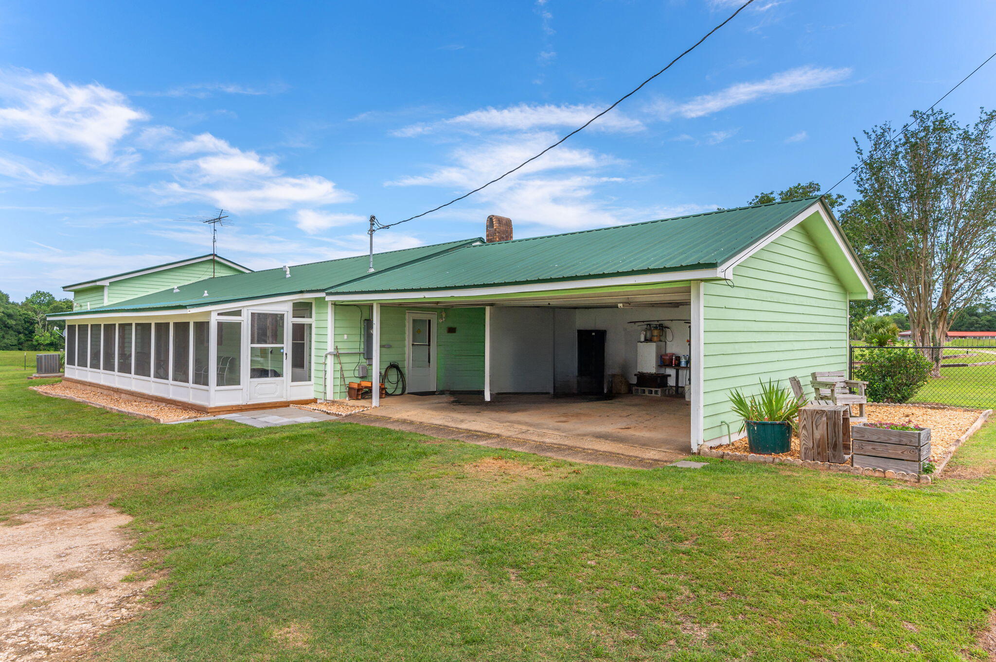 METES & BOUNDS - Residential