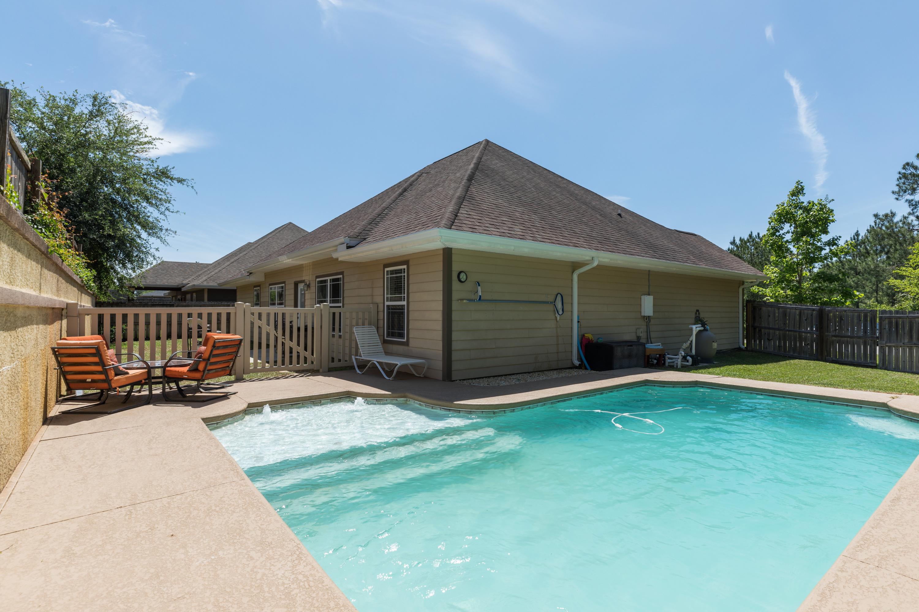 DUGGAN POND ESTATES - Residential