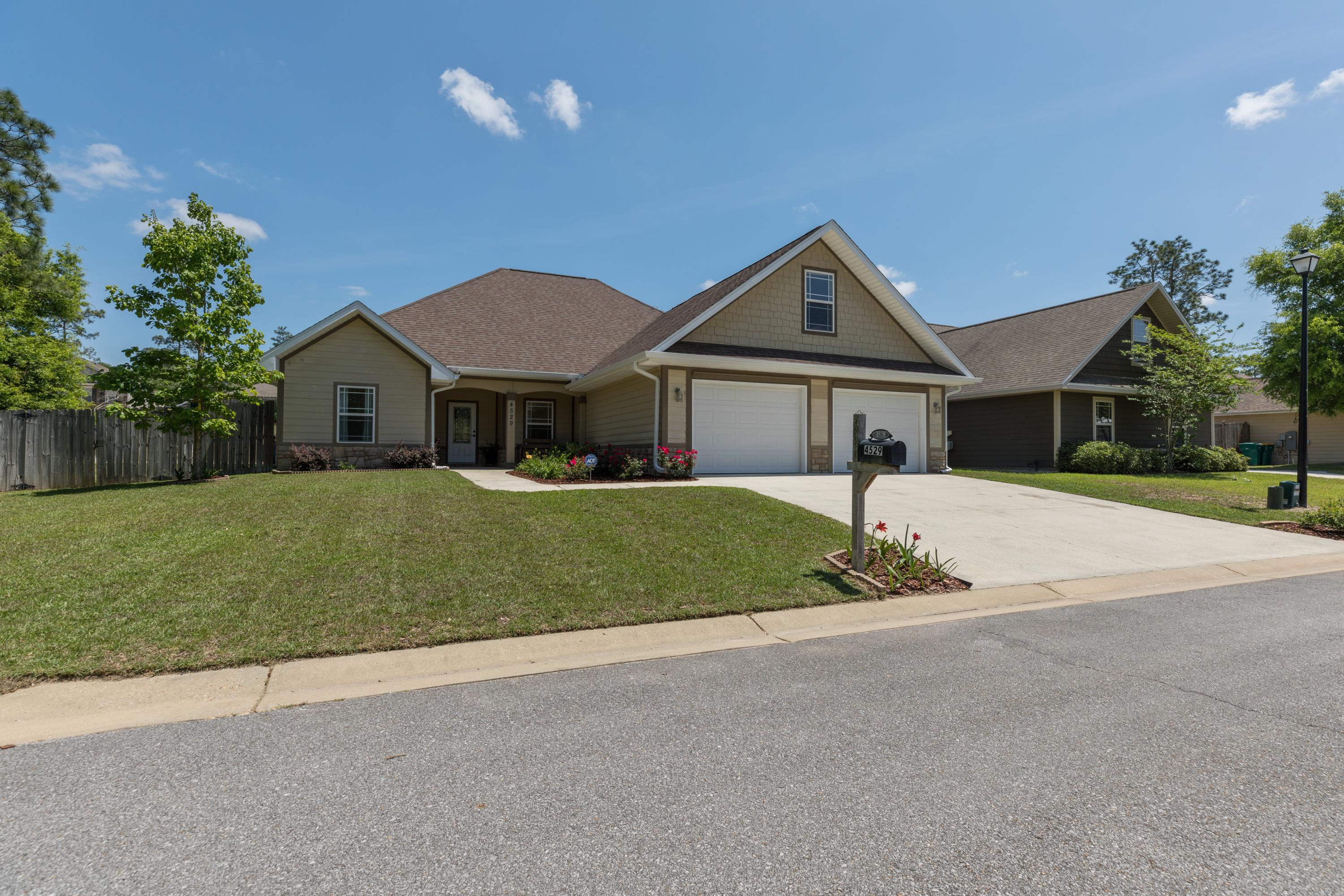 DUGGAN POND ESTATES - Residential