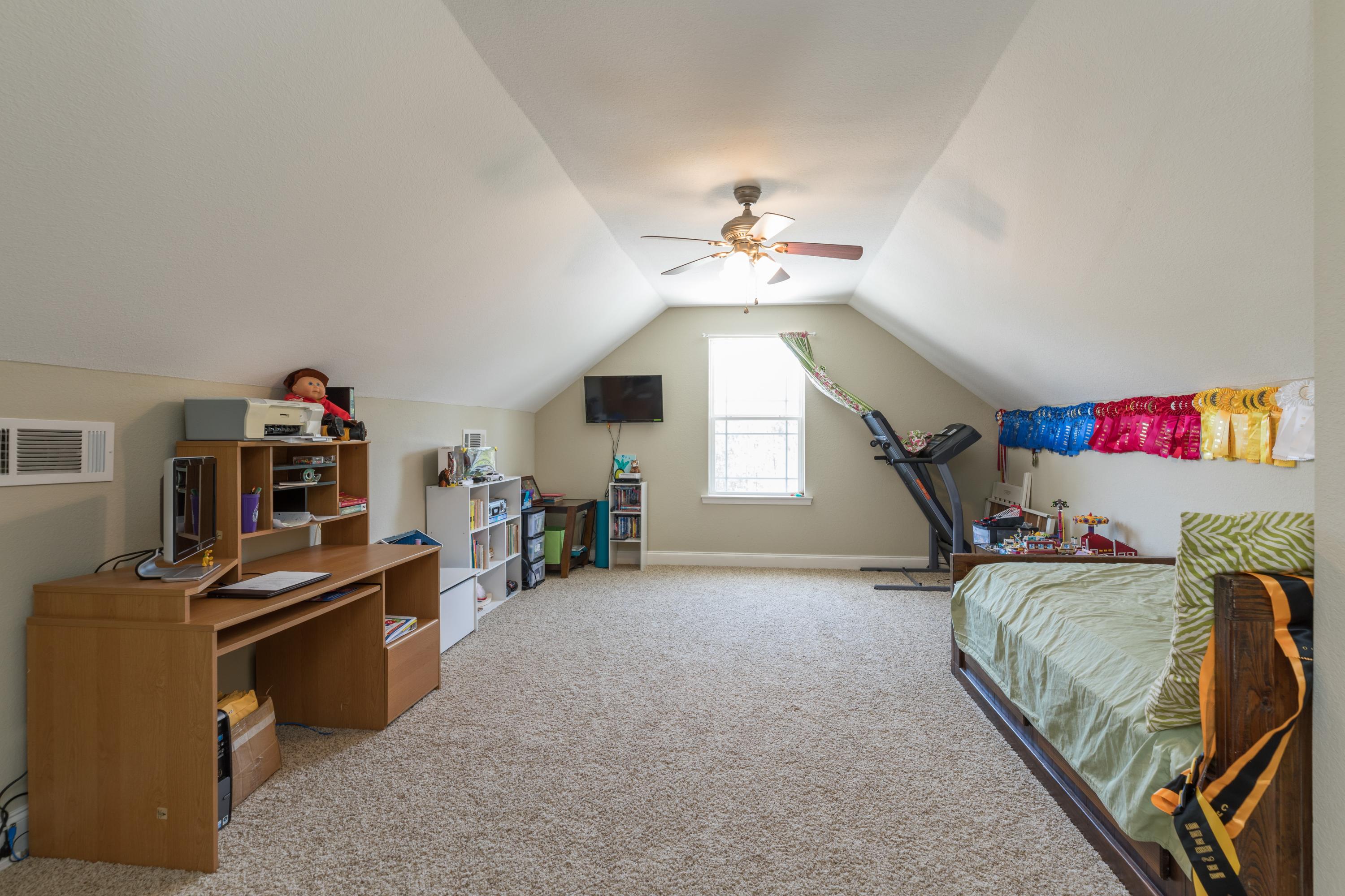 DUGGAN POND ESTATES - Residential