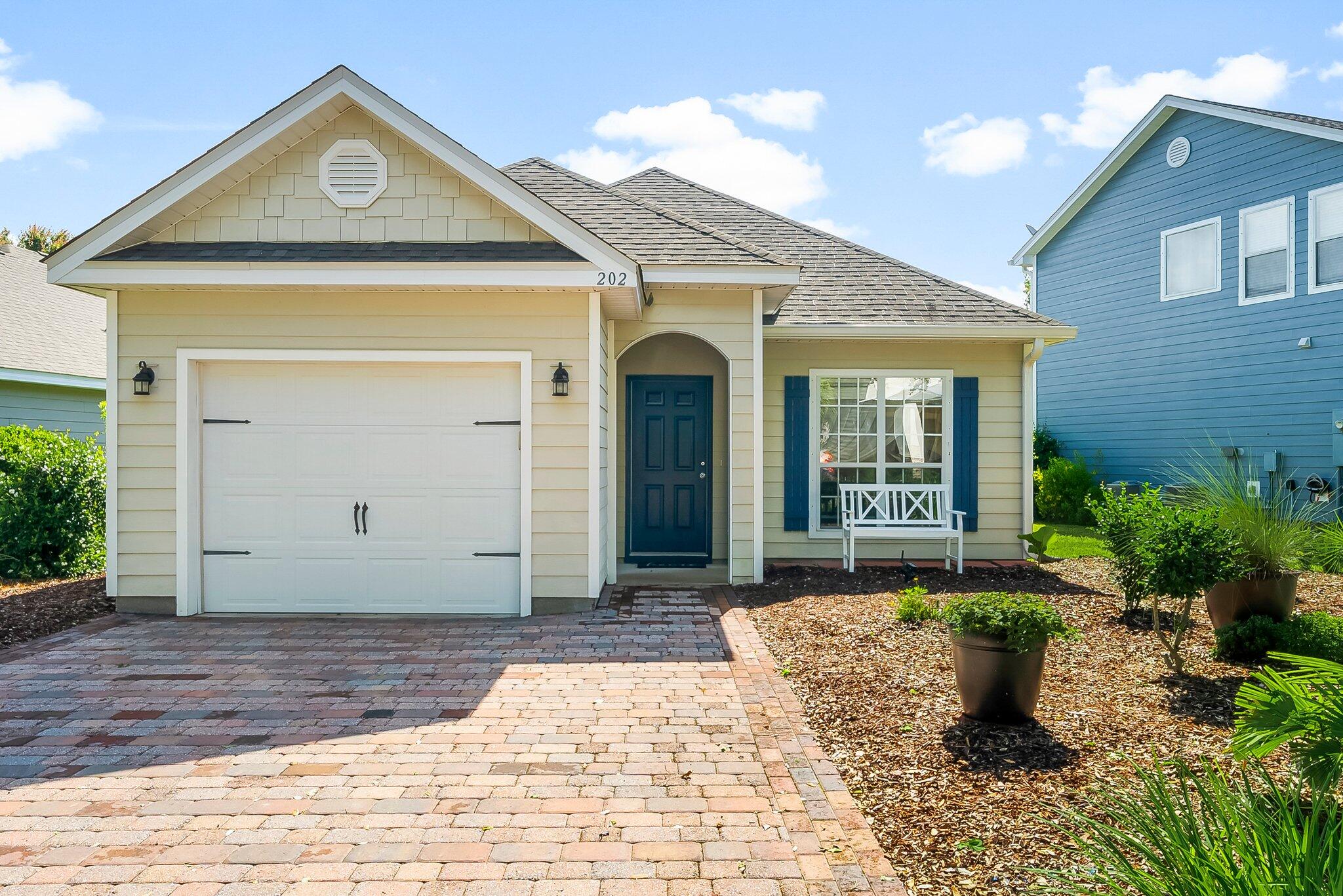 202 Turtle Cove