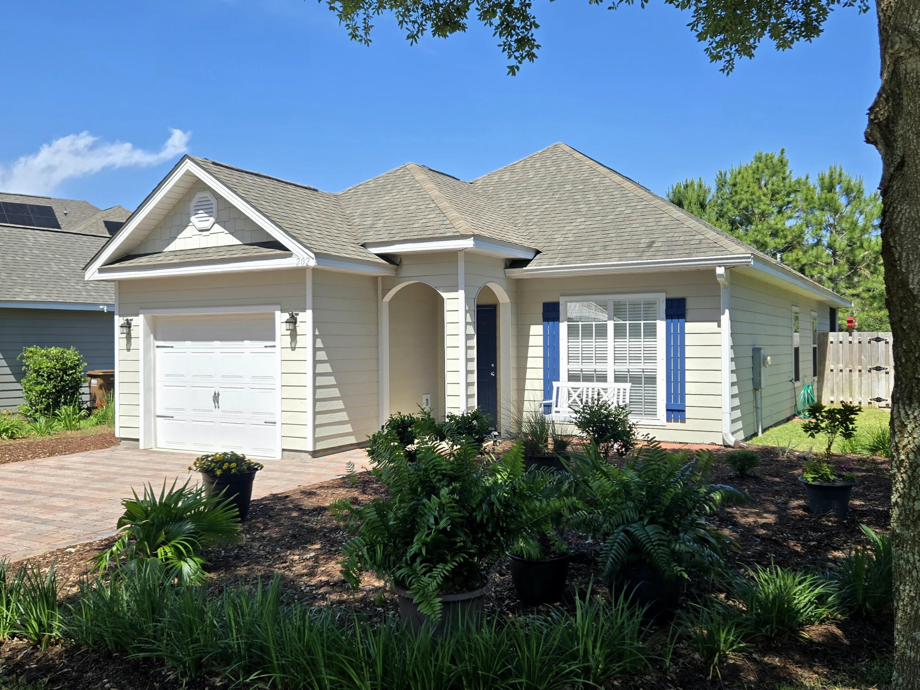 TURTLE COVE - Residential