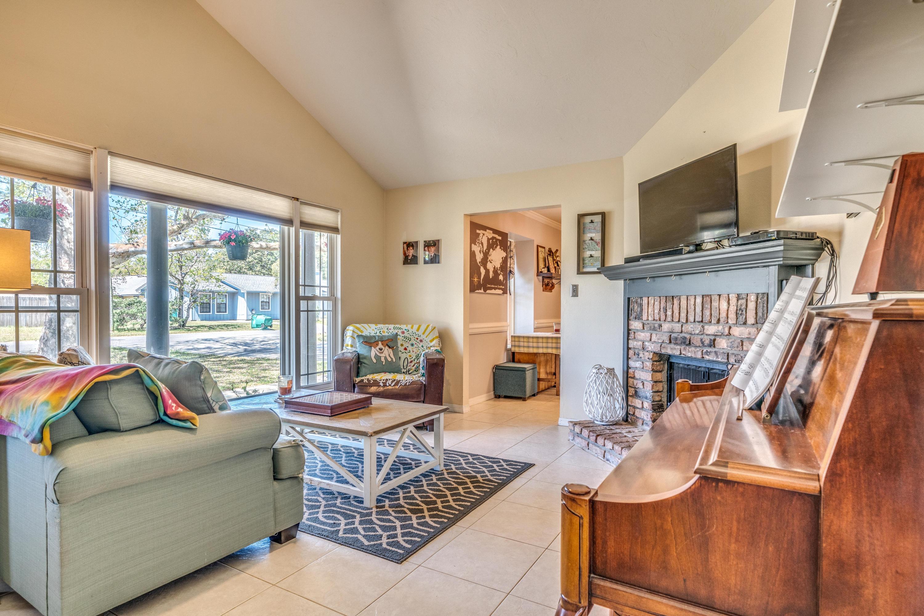 PINE MEADOWS 2ND ADDN - Residential