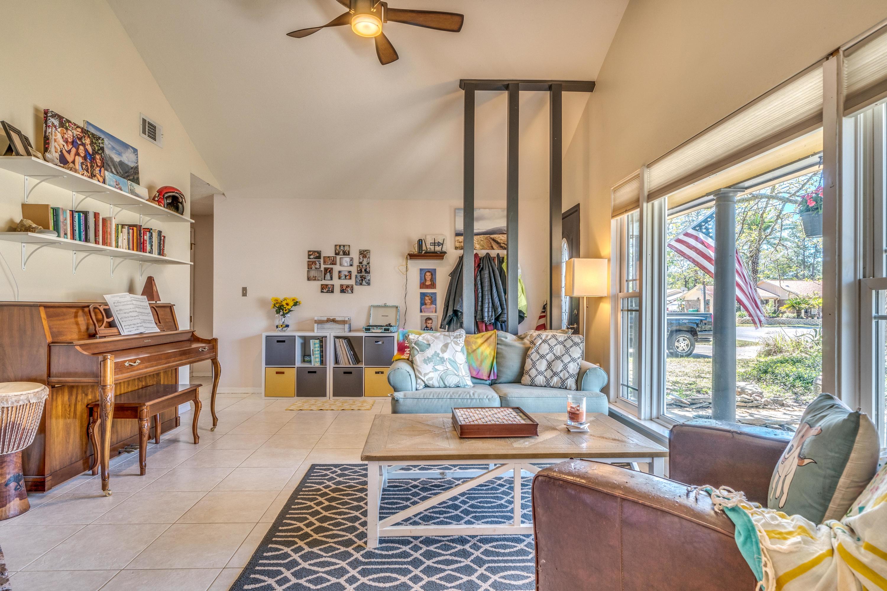 PINE MEADOWS 2ND ADDN - Residential