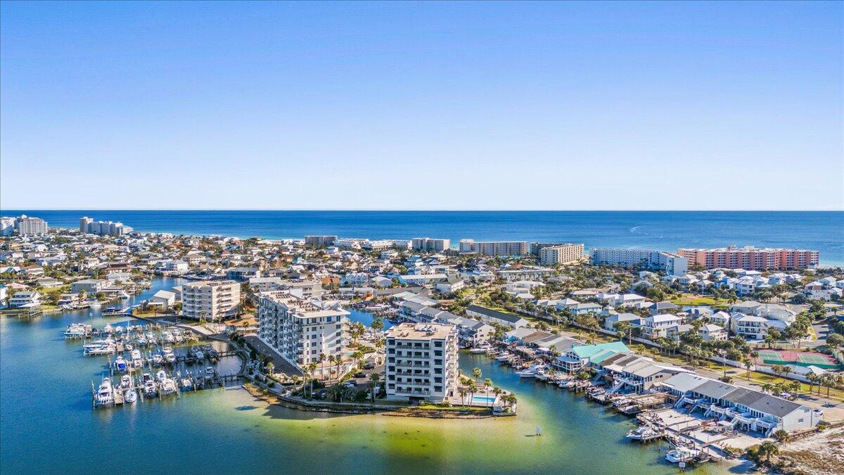 DESTIN HARBOR RESORT - Residential Lease