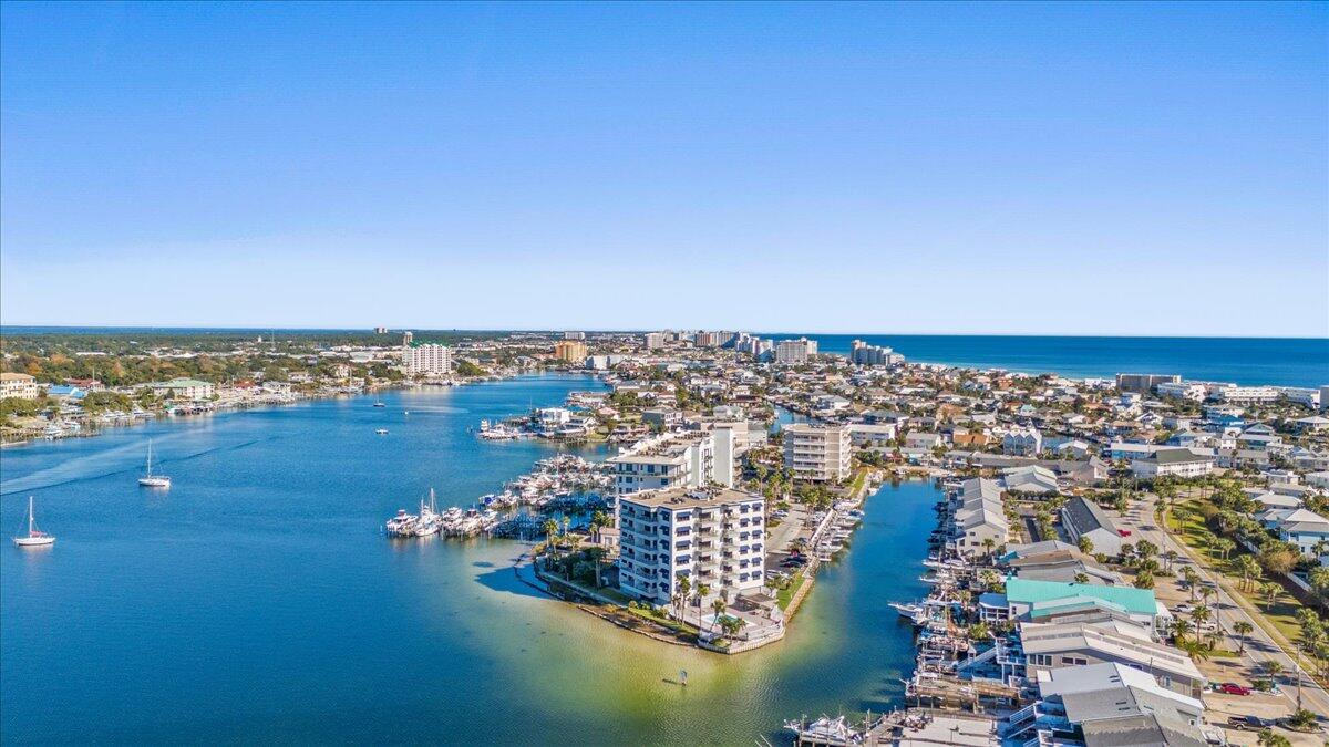 DESTIN HARBOR RESORT - Residential Lease