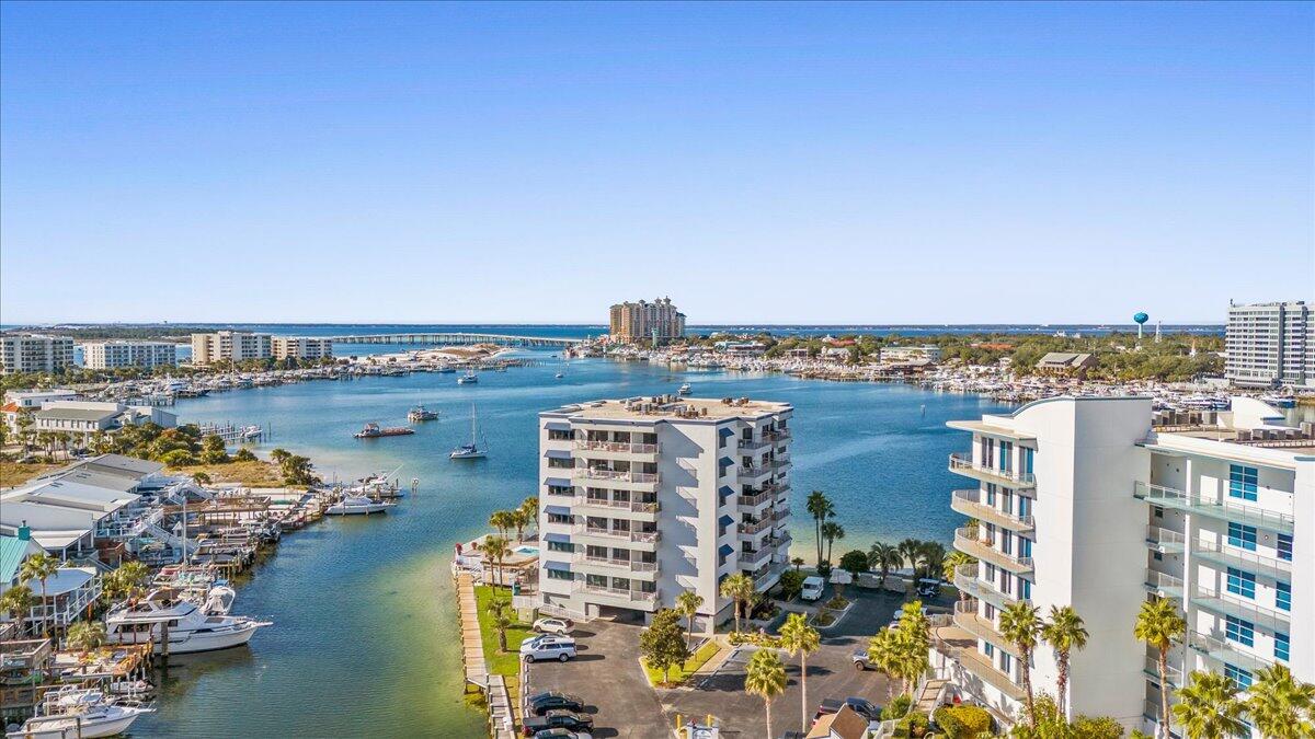 DESTIN HARBOR RESORT - Residential Lease