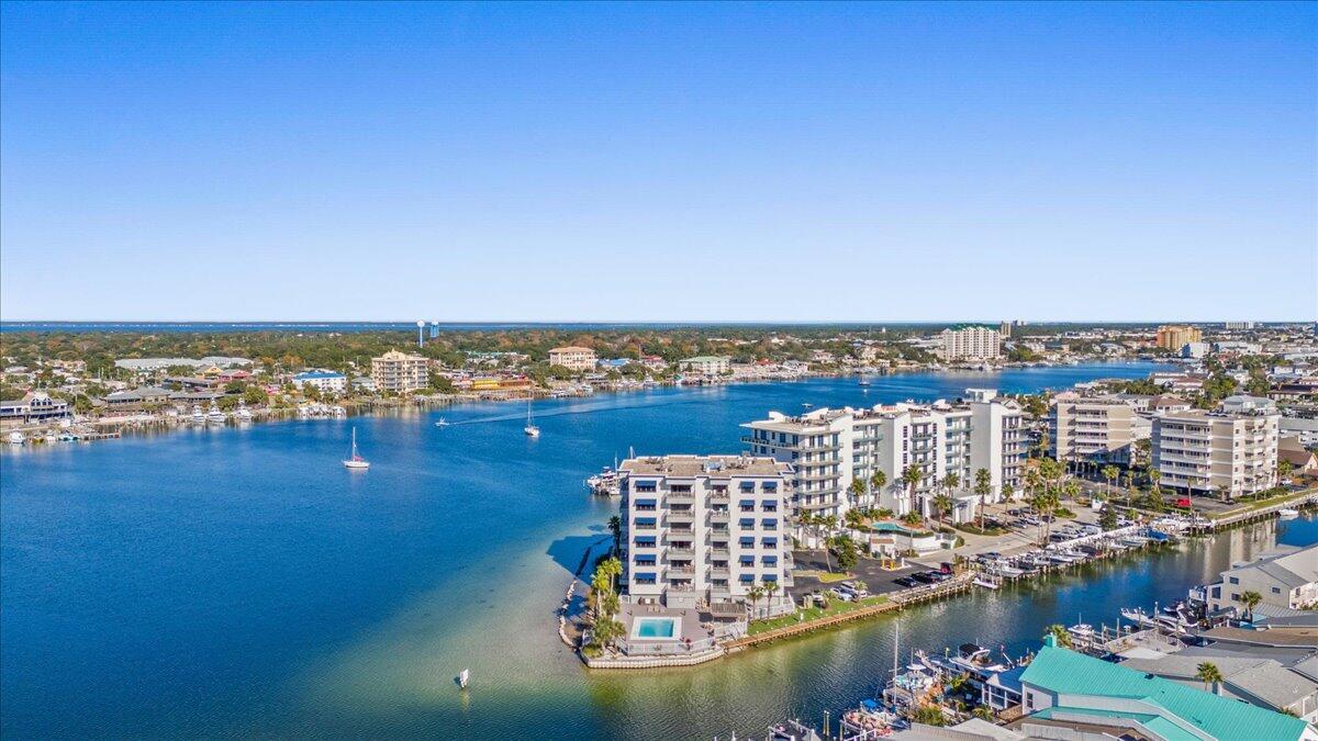 DESTIN HARBOR RESORT - Residential Lease