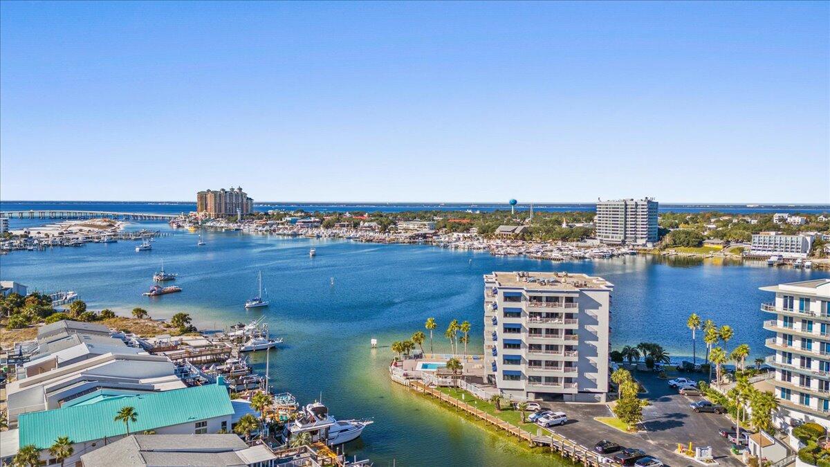 DESTIN HARBOR RESORT - Residential Lease