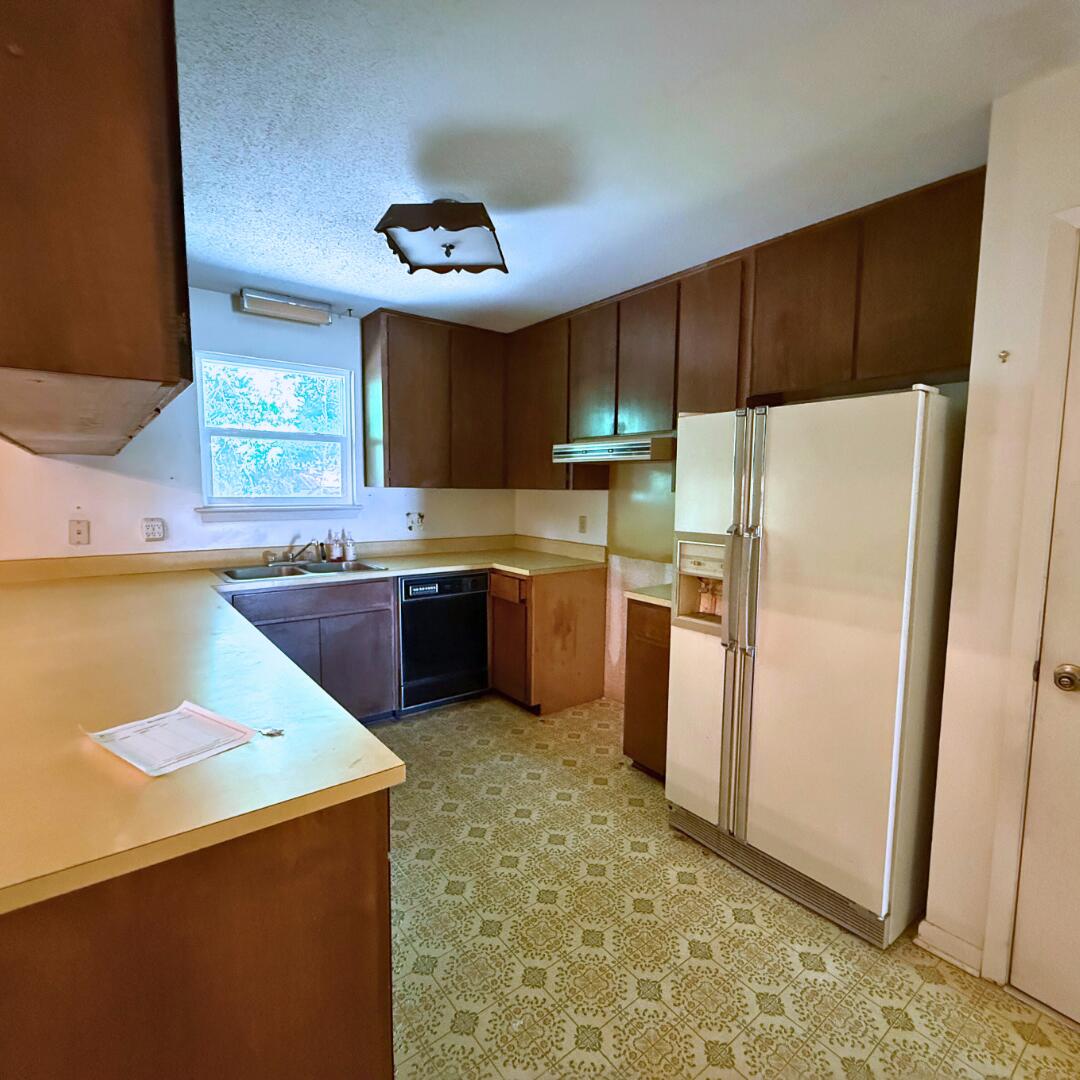 EASTWOOD 6TH ADDN - Residential