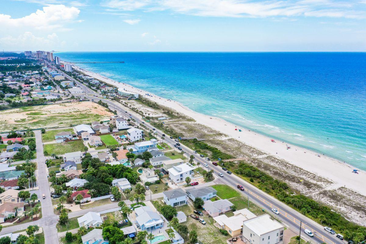 BID-A-WEE SUBDIV - Residential