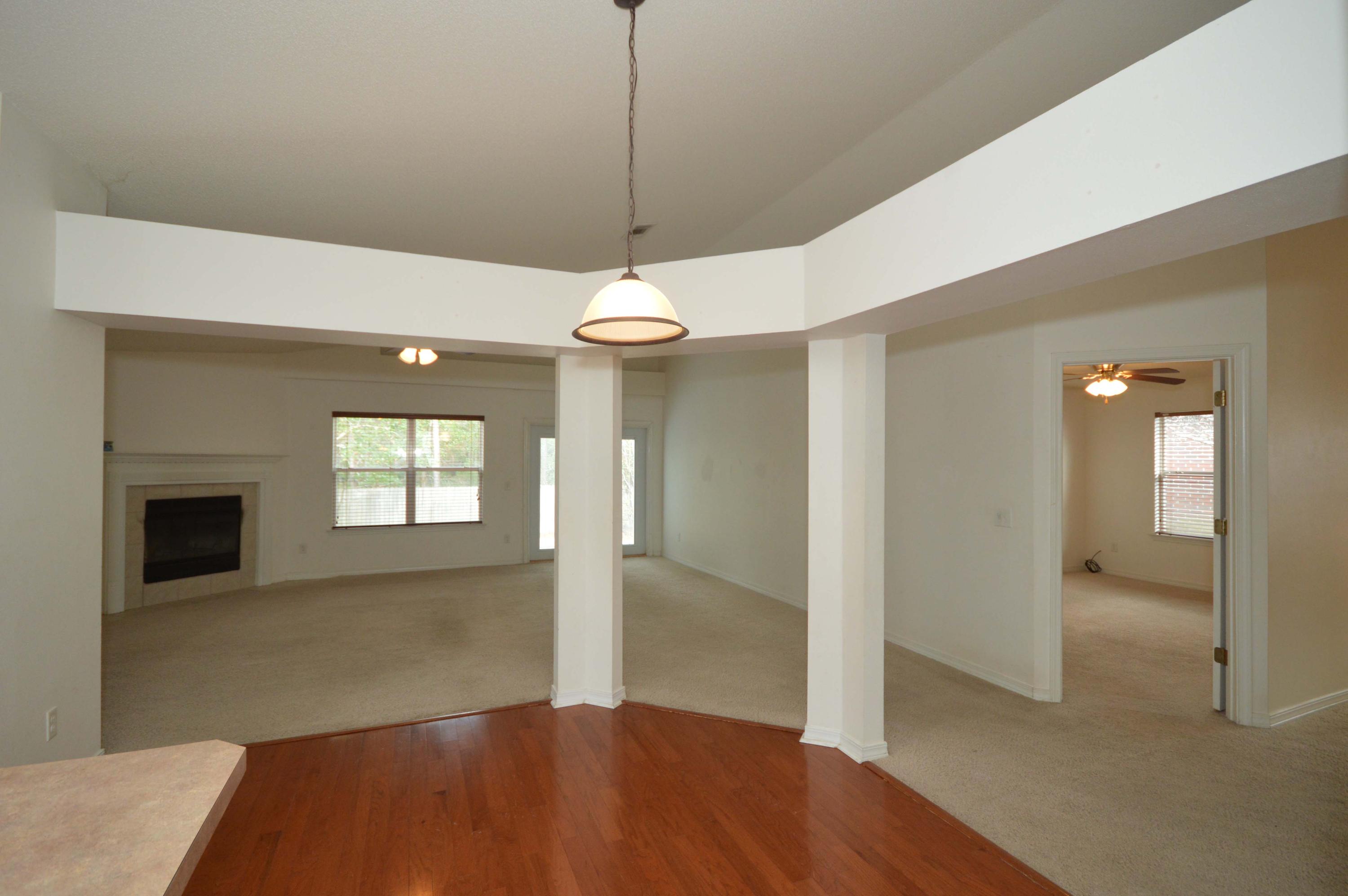 HIDDEN SHORES - Residential