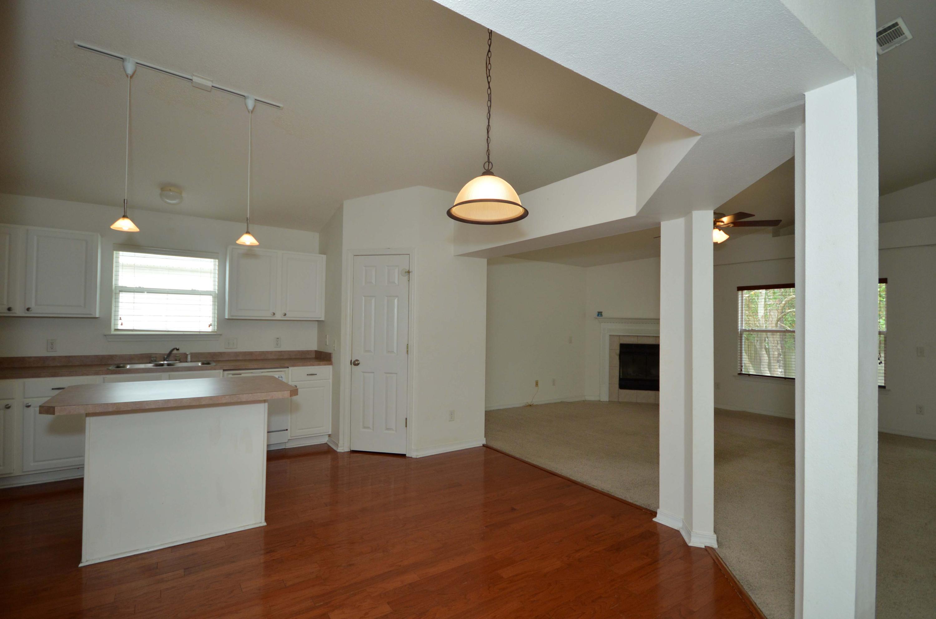 HIDDEN SHORES - Residential