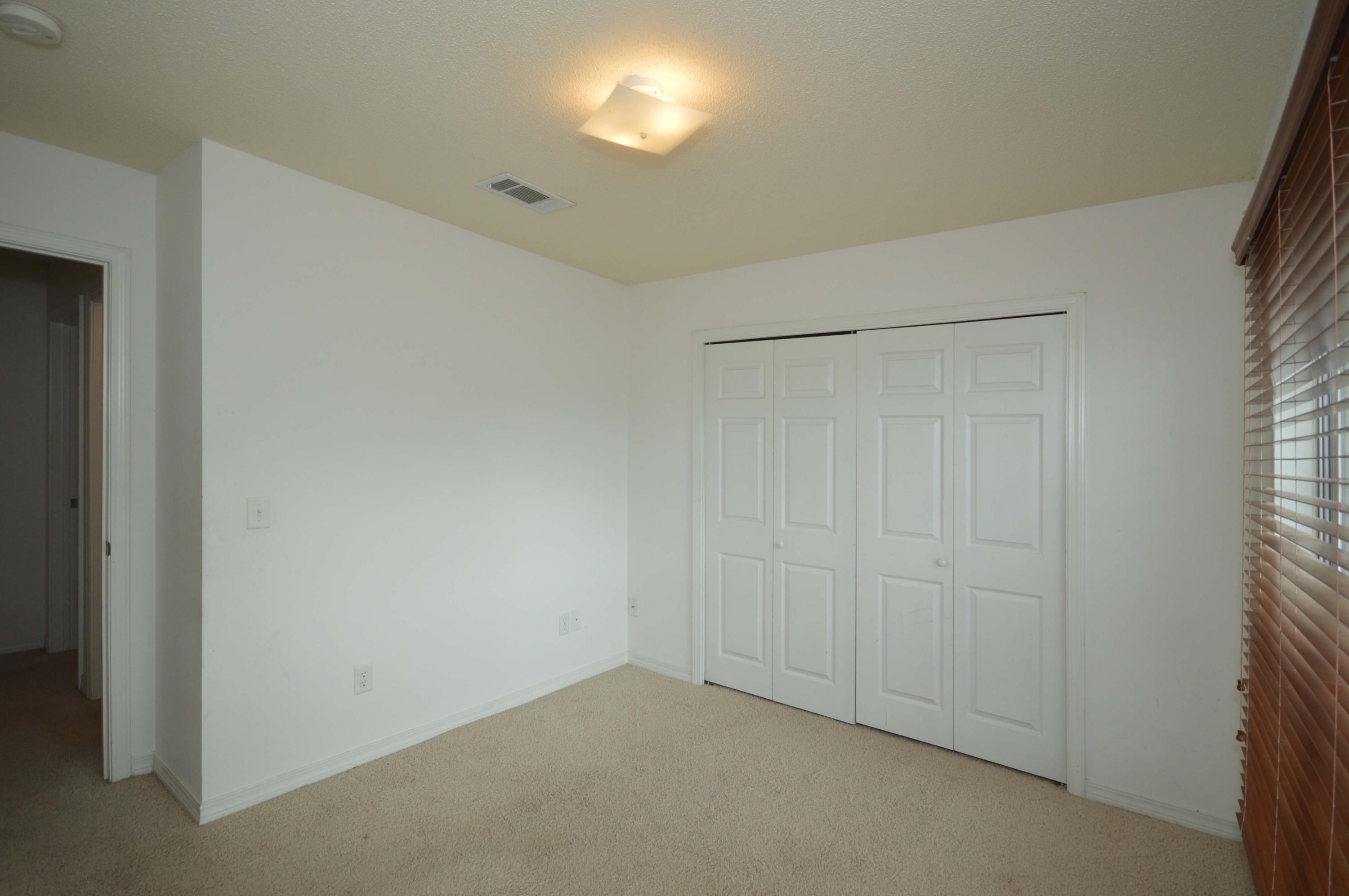 HIDDEN SHORES - Residential