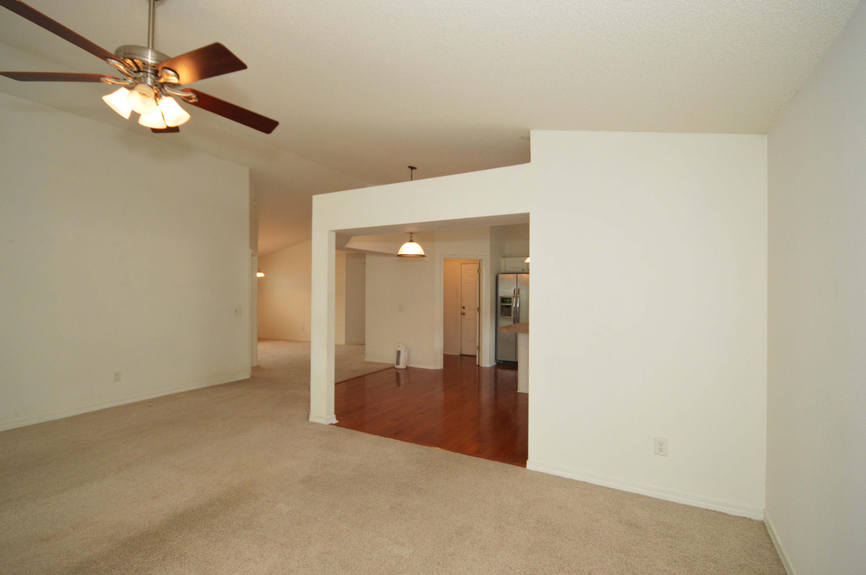 HIDDEN SHORES - Residential