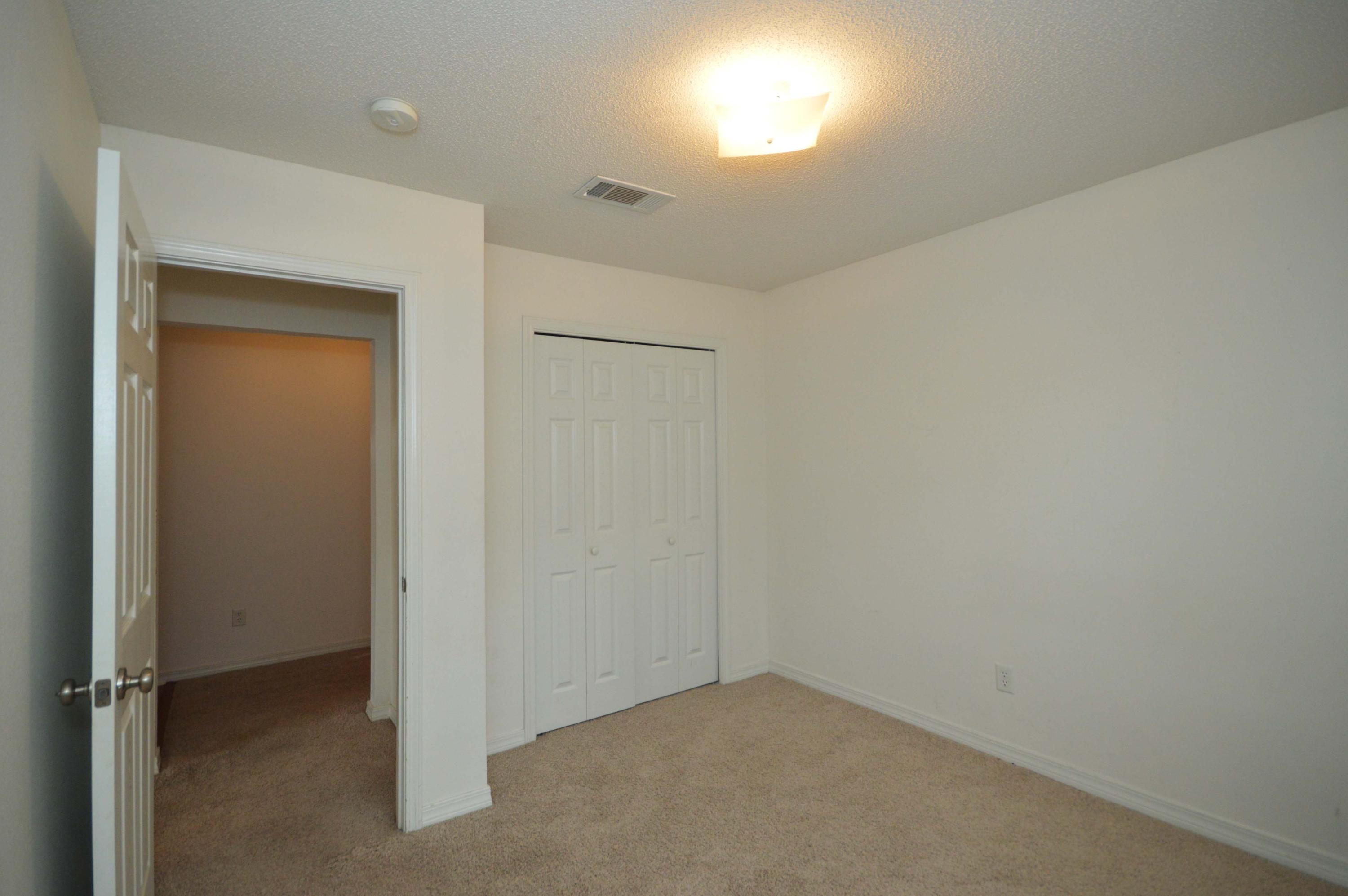 HIDDEN SHORES - Residential