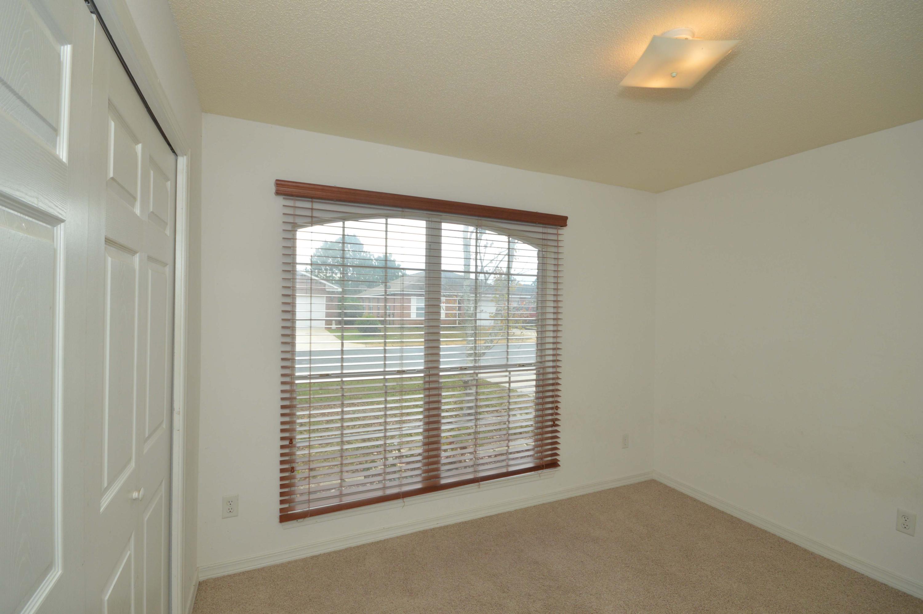 HIDDEN SHORES - Residential