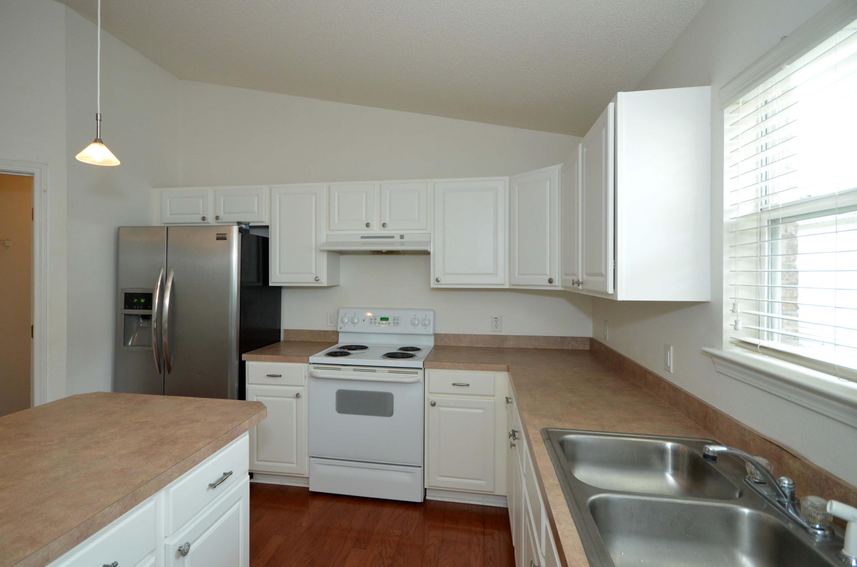 HIDDEN SHORES - Residential