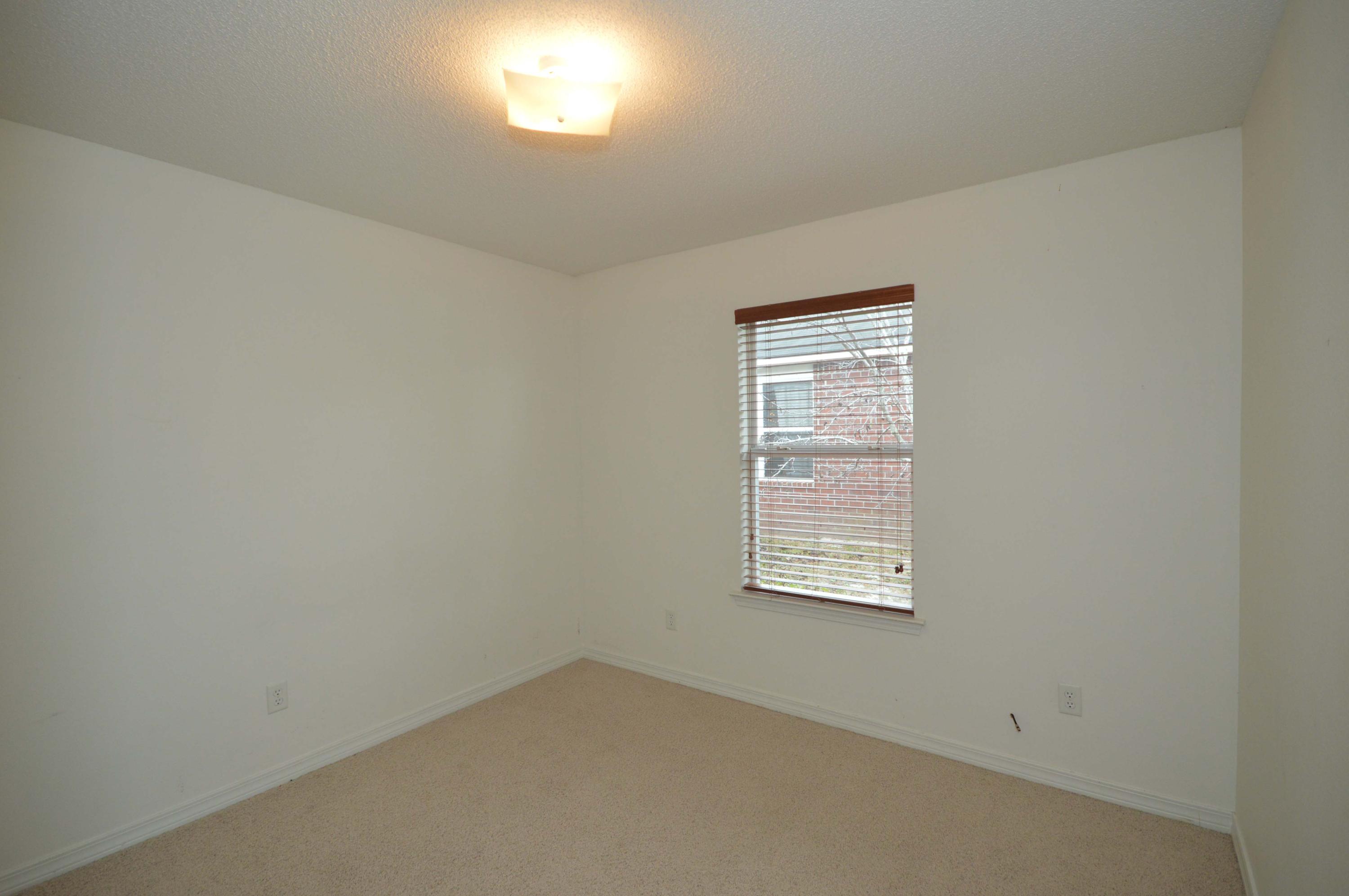 HIDDEN SHORES - Residential