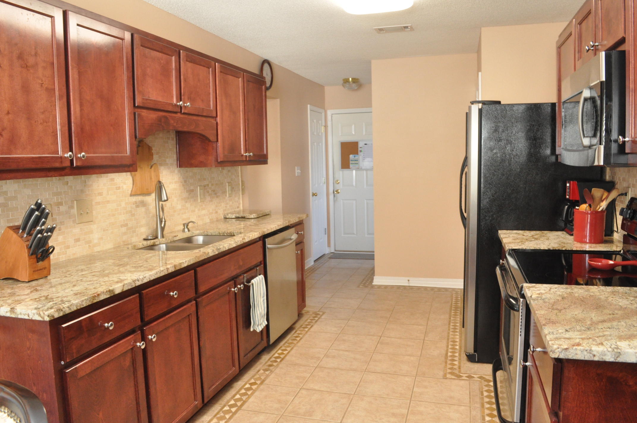 MARSH HARBOR - Residential