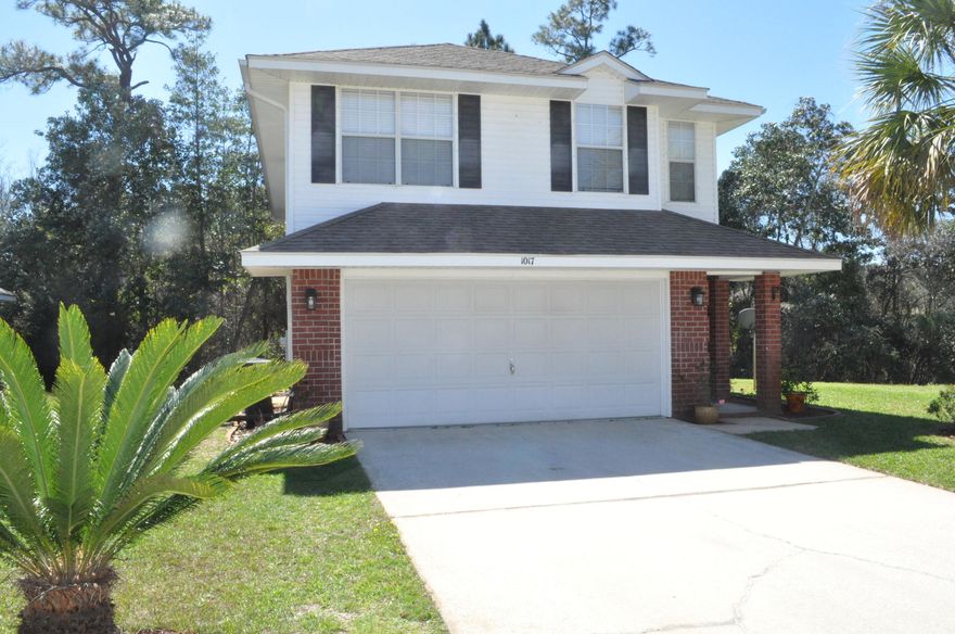 Excellent location within 5 miles of Hurlburt Field and close to both Fort Walton Beach, Emerald Coast, Navarre, and Eglin AFB! This beautiful 4 bedroom 2 1/2 bath sits on a cul-de-sac for extra privacy and security. The two story home has the living spaces on the first floor, and the bedrooms are upstairs. The downstairs has hardwood floors and tile throughout. Living room is freshly painted and wired for surround sound, while the kitchen has granite countertops and stainless steel appliances.