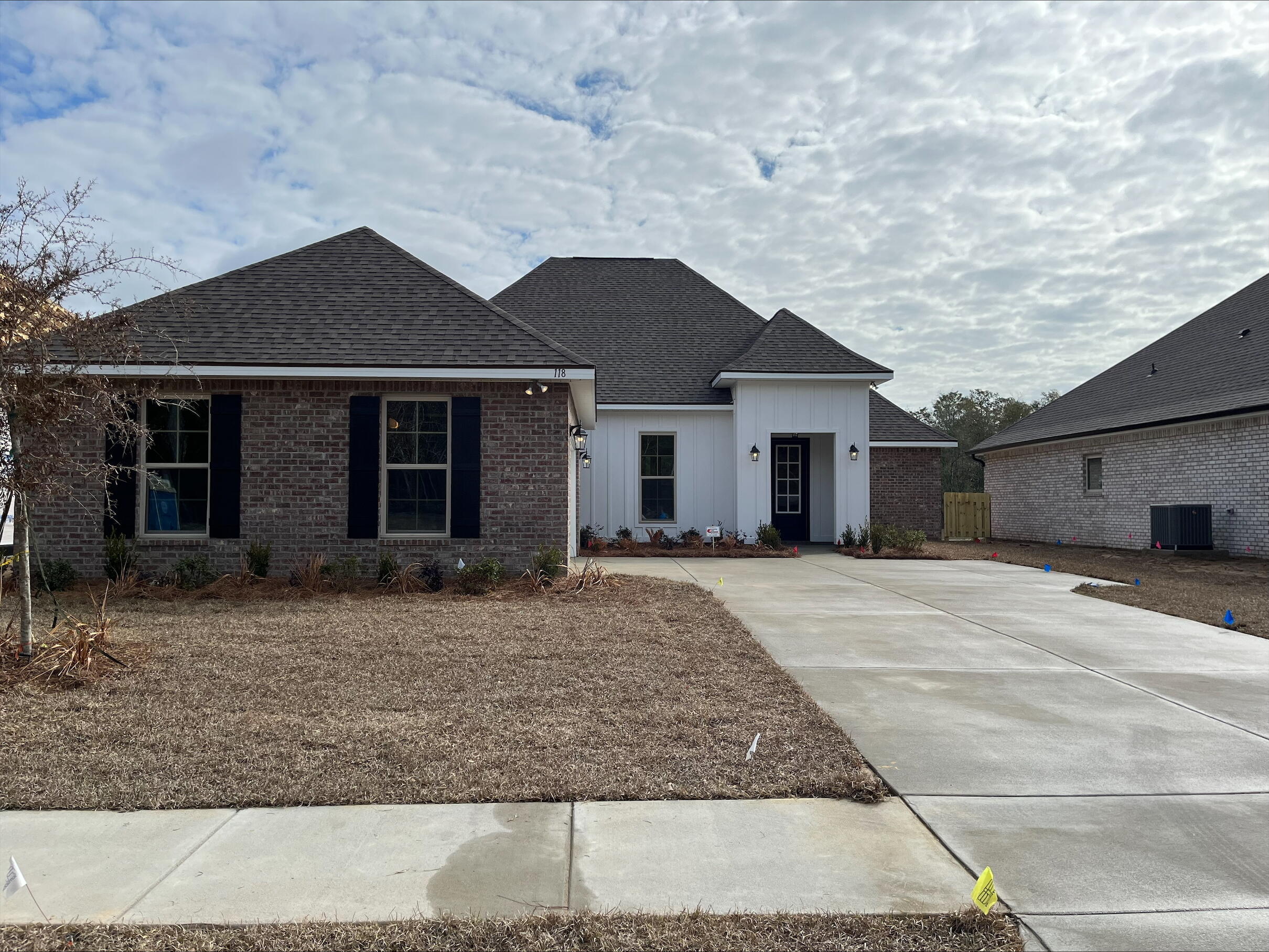 The CLAUDET III G in Bird Song at Hammock Bay community offers a 4 bedroom, 3 full bathroom, open and split design with formal dining room and keeping room. Upgrades added (list attached).  Features: double vanity, garden tub, separate custom tiled shower, and 2 walk-in closets in master bath, tray ceiling in master bed, en suite bath in bed 2, kitchen island, walk-in pantry, boot bench and drop zone in mudroom, covered front porch and rear patio, crown molding, recessed lighting, smart connect WIFI thermostat, smoke/carbon monoxide detectors, landscaping package, architectural 30-year shingles, flood lights, and more!Energy Efficient Features: water heater, kitchen appliance package, vinyl low E windows, and more! Energy Star Partner.