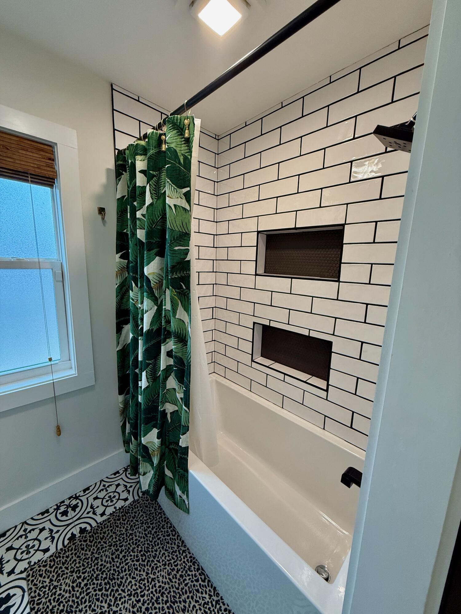EASTWOOD 7TH ADDN - Residential